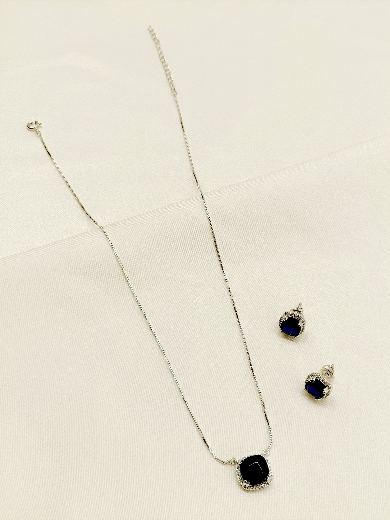Anne Navy Blue American Diamond Pendant Set - qivii