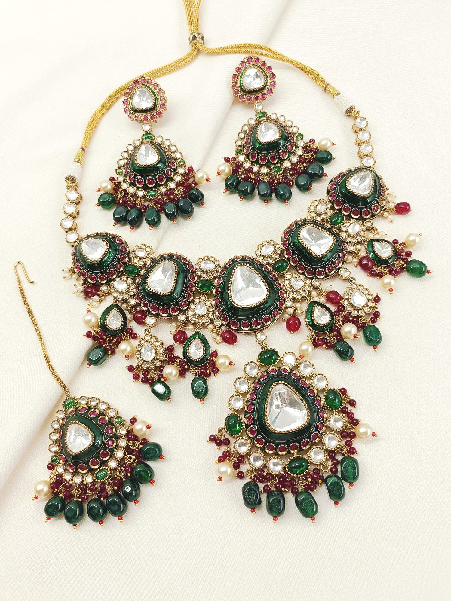 Razia R&G Kundan Necklace Set With Passa