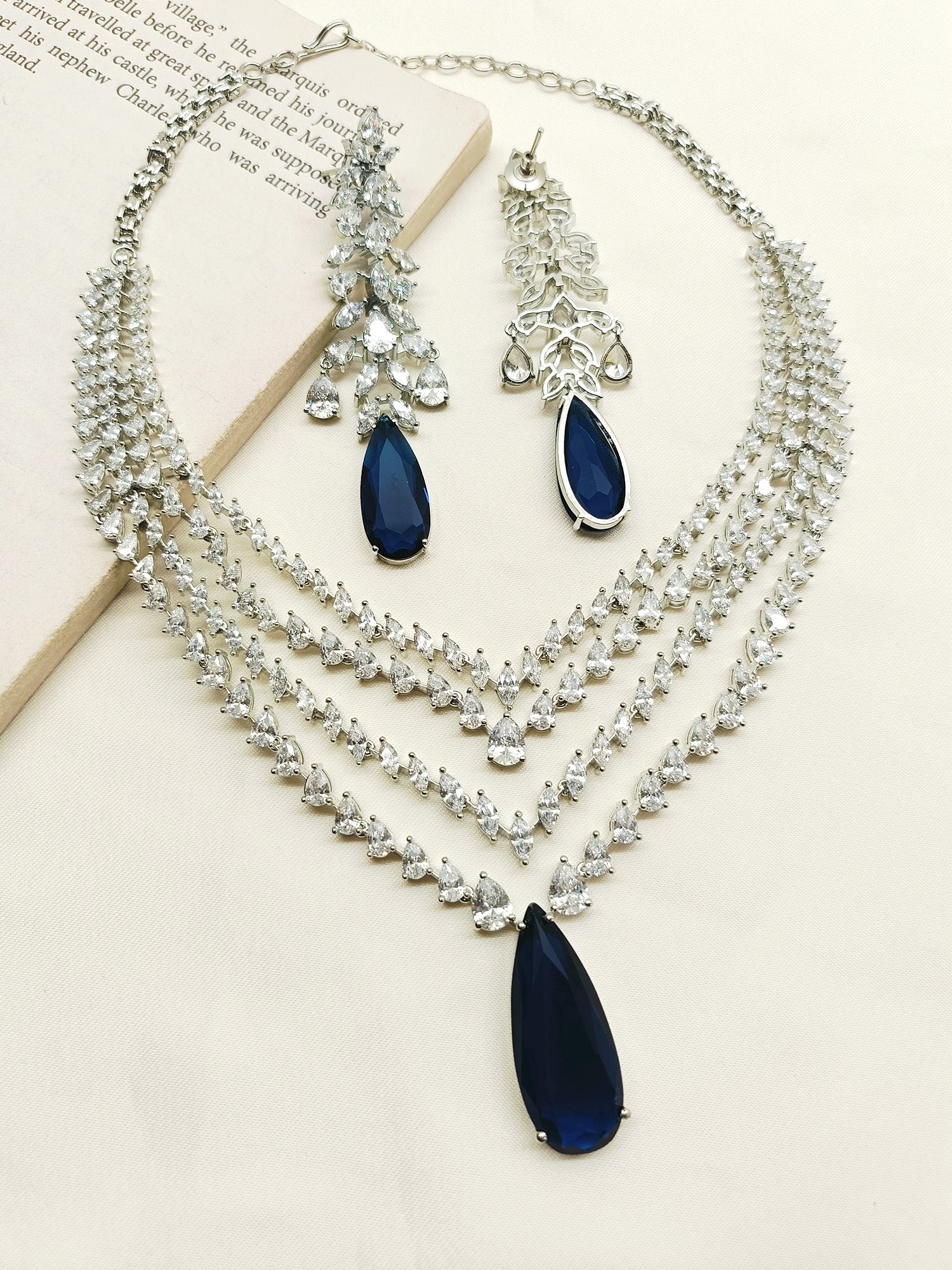 Ruhana Blue Sapphire American Diamond Necklace Set - qivii