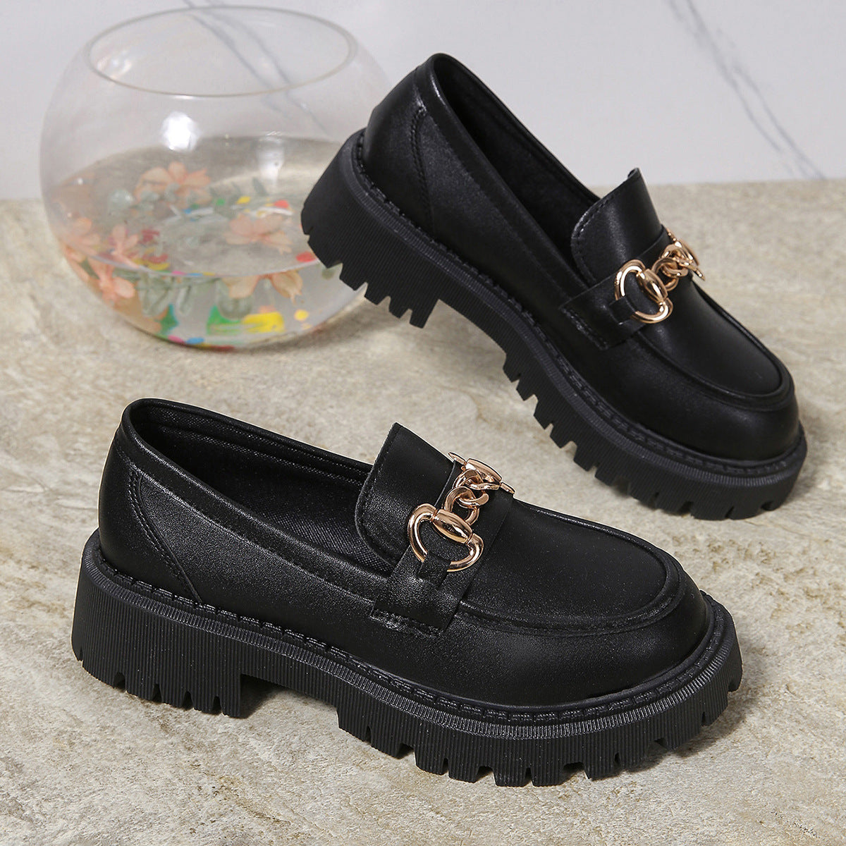 Women's Plus Size British Style Leather Platform Slip-On Loafers