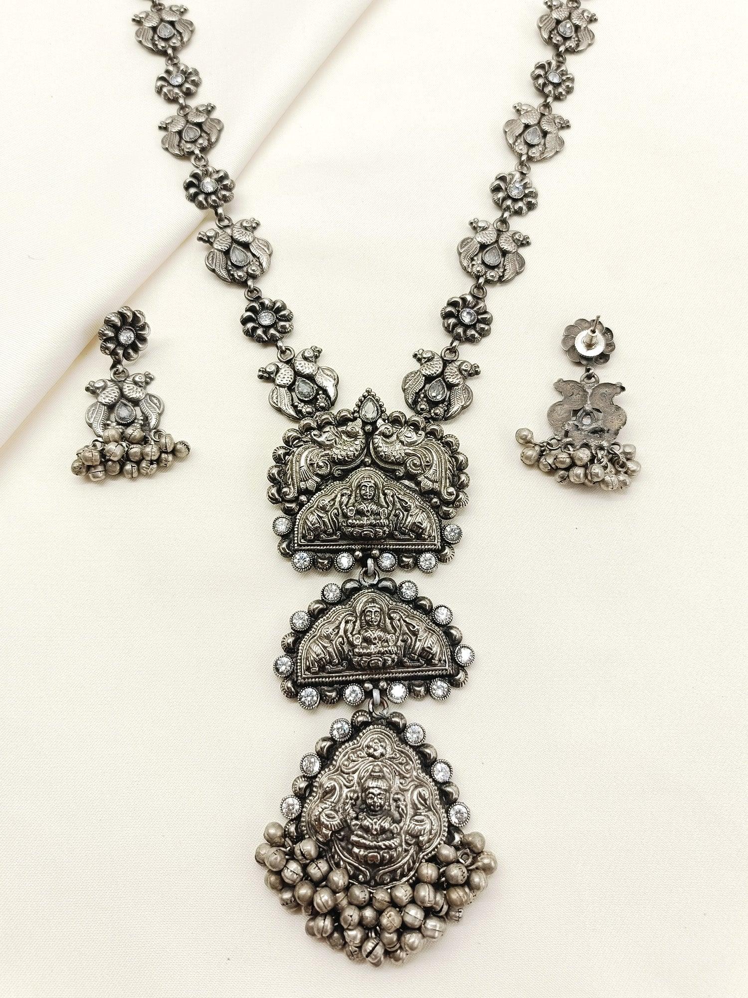 Hritika White Oxidized Necklace Set