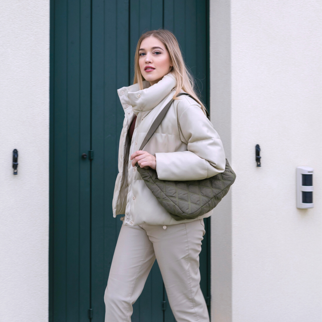 Selvane | Crossbody Bag - By Qivii