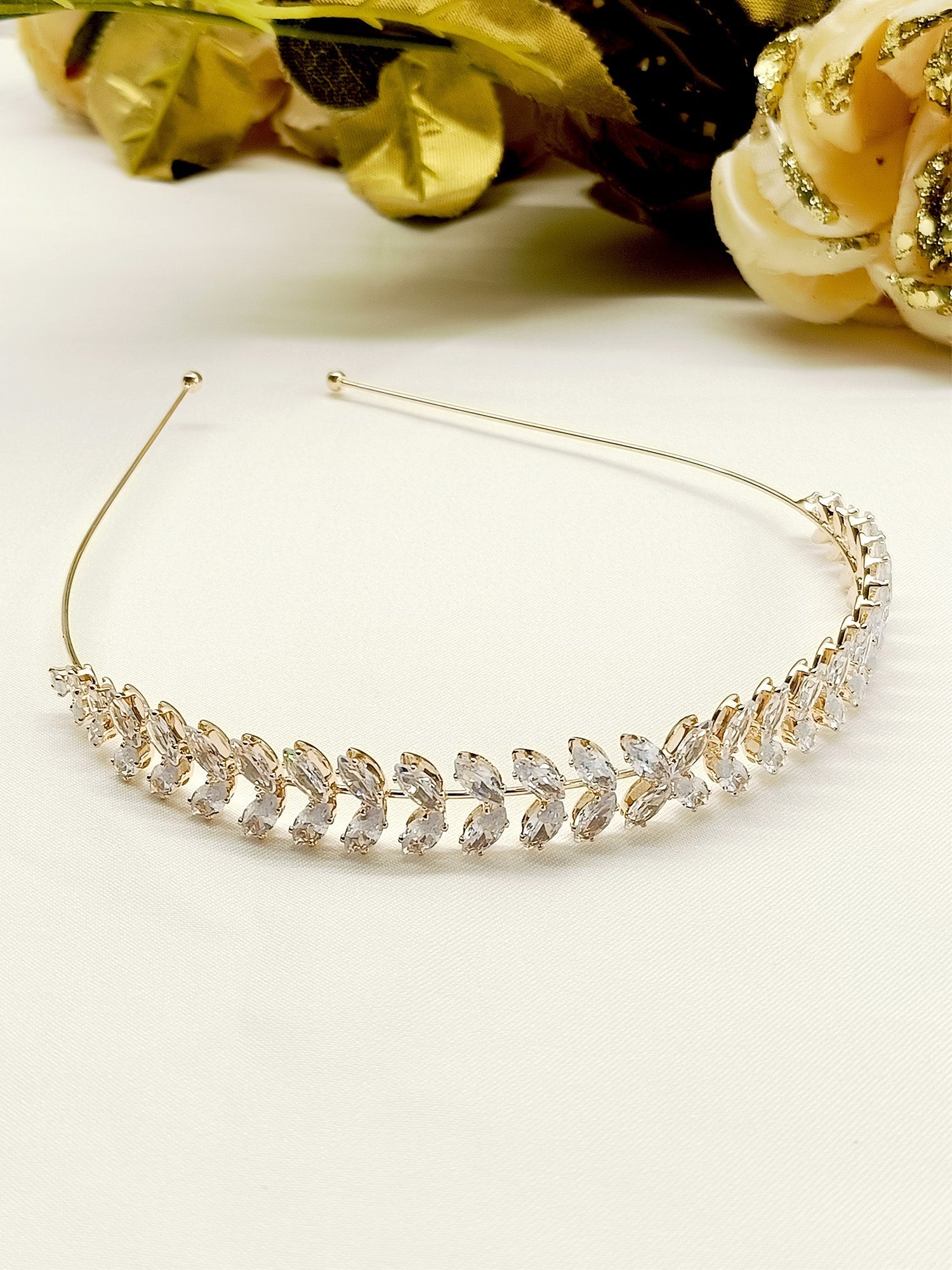 Teena American Diamond Hair Band - qivii