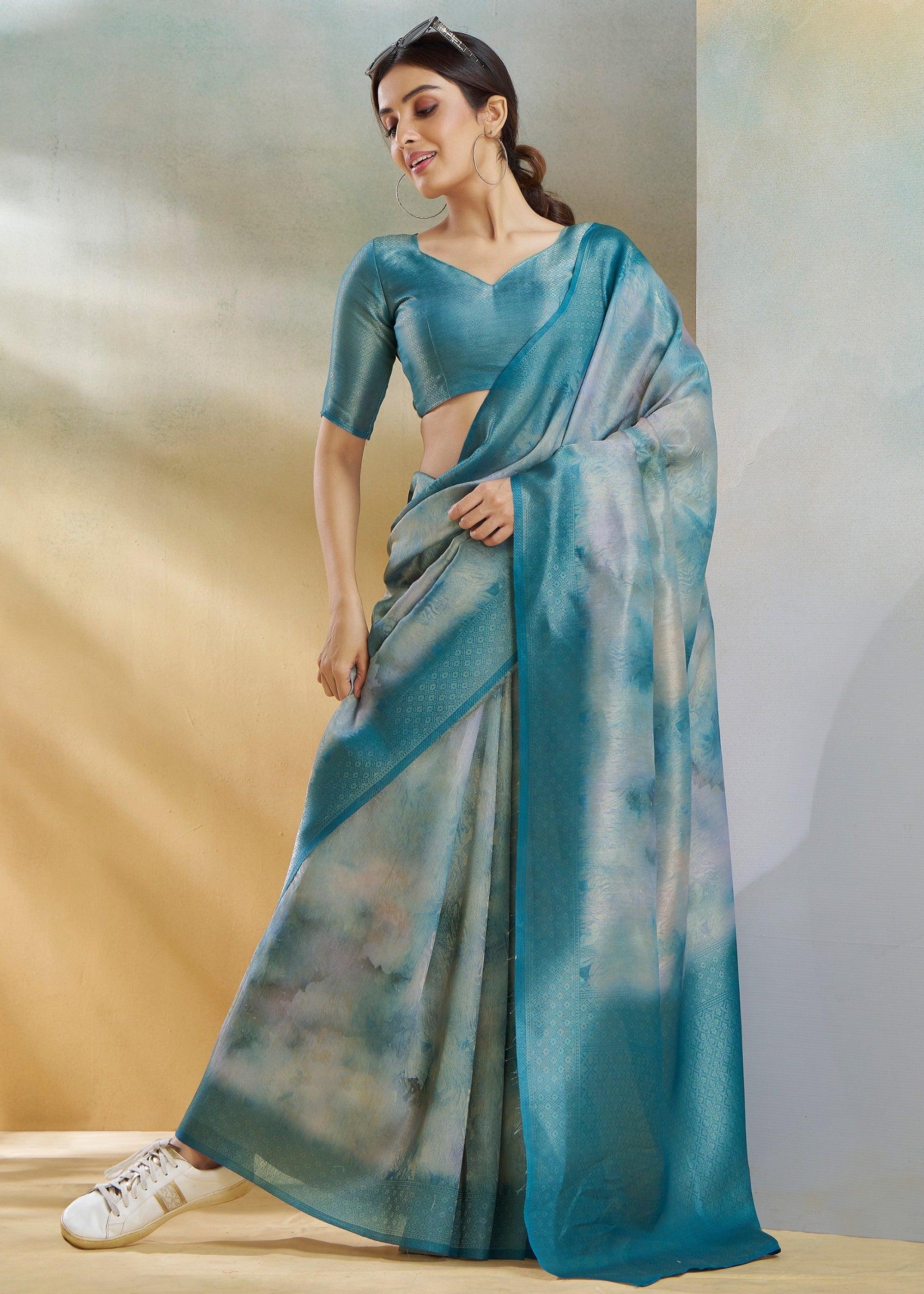 Ocean Blue Handloom Weaving Silk Saree - qivii