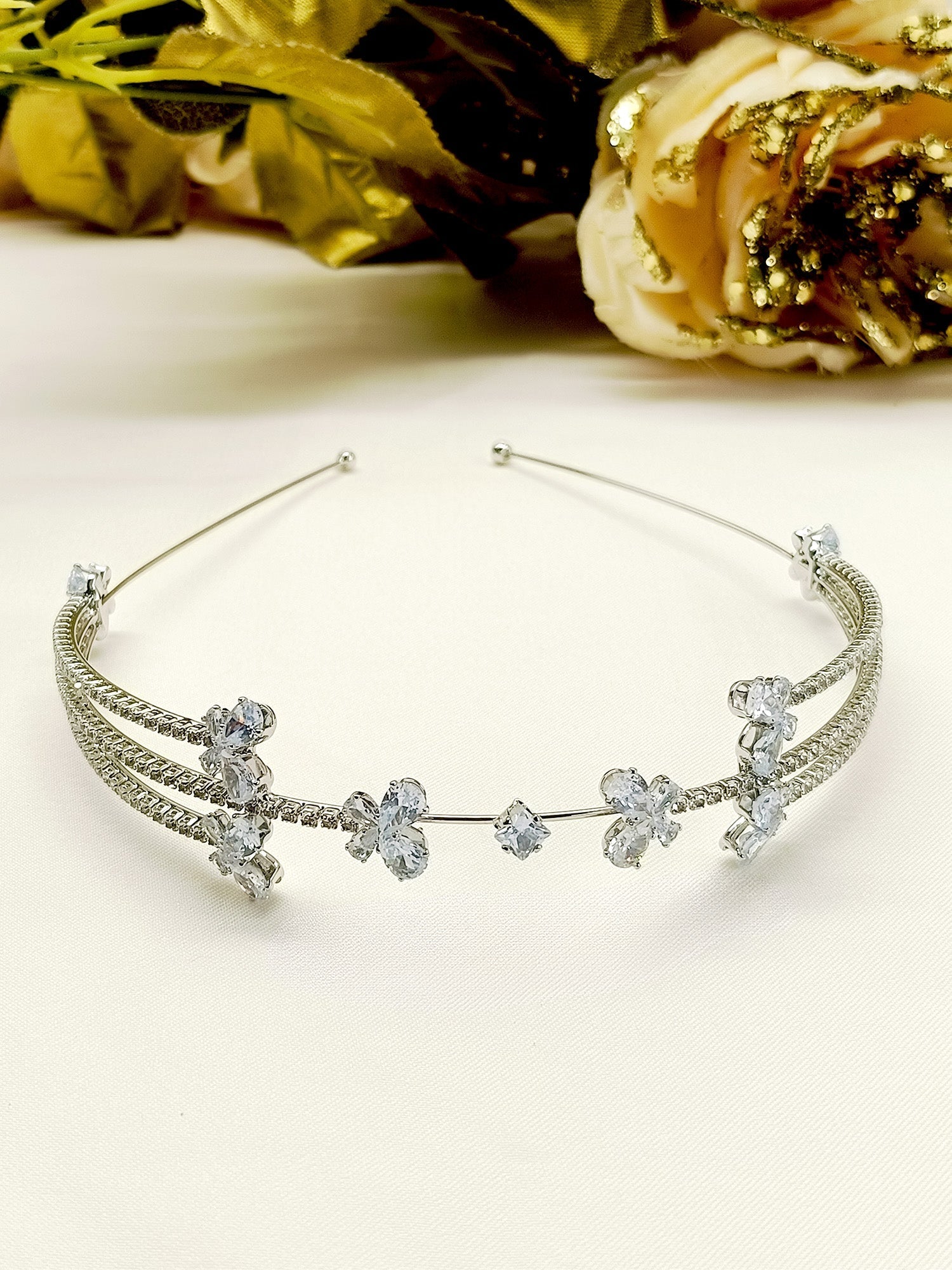Dhanvika American Diamond Hair Band - qivii