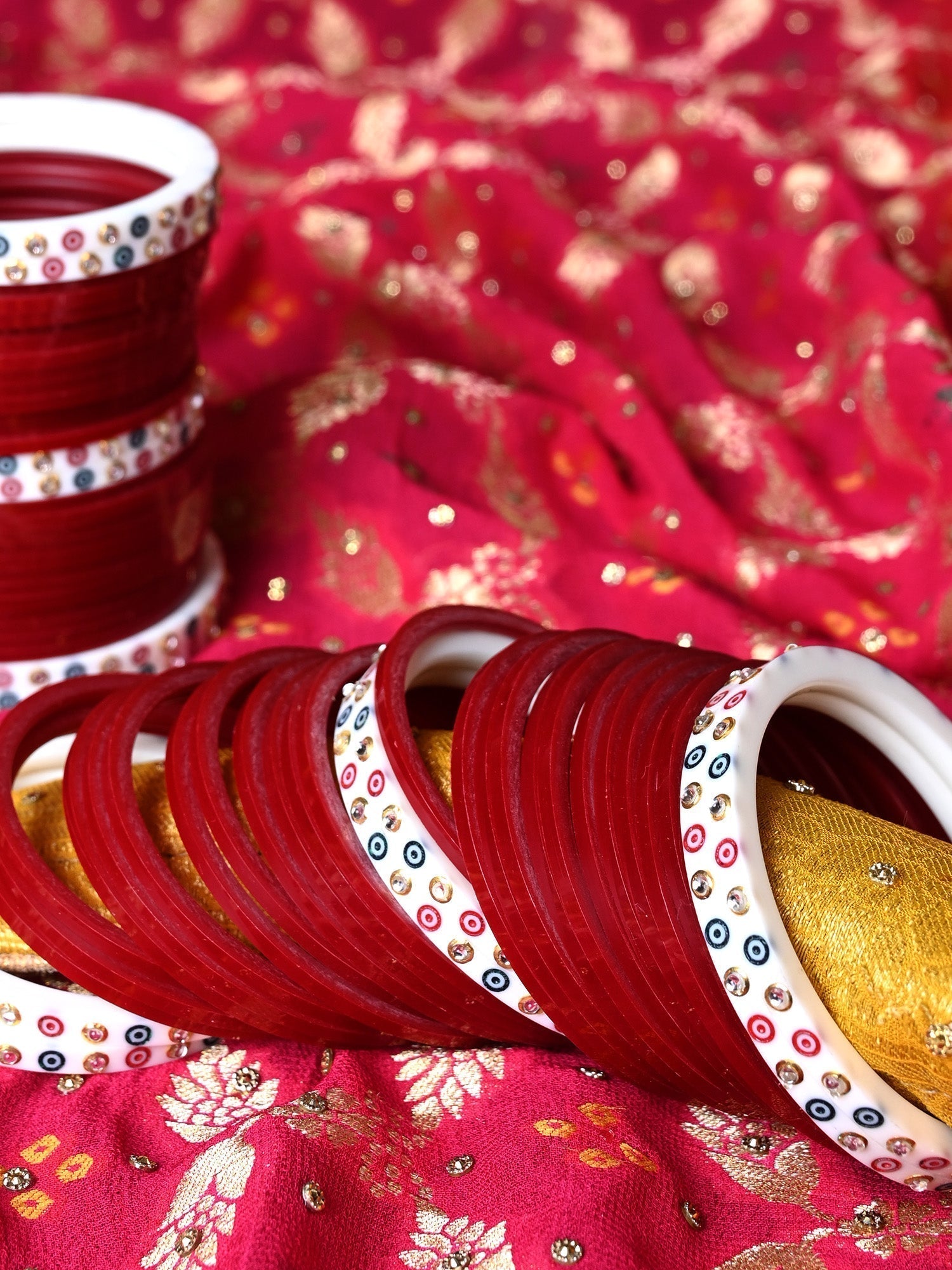 Madhushi Traditional Maroon And White Bangle Punjabi Chura - qivii