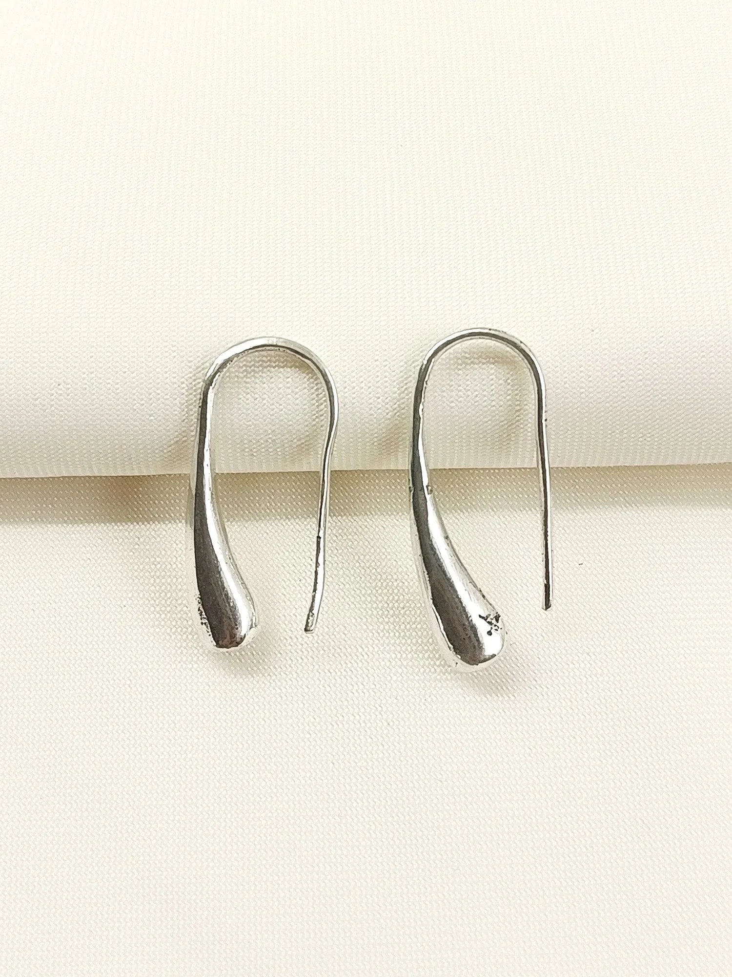 Sufiya Silver Western Earrings