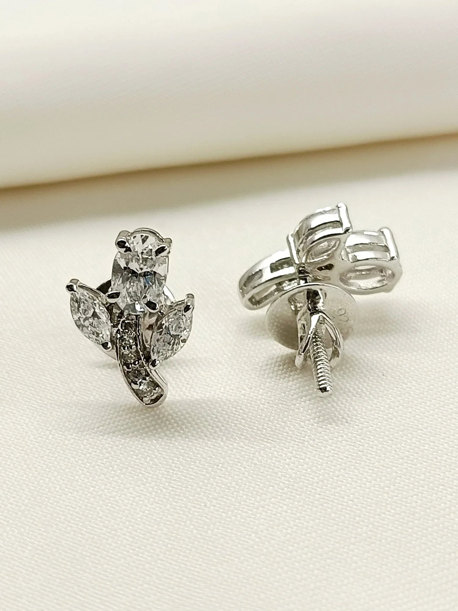 Anasat 92.5 Silver Swarovski Stone Tops