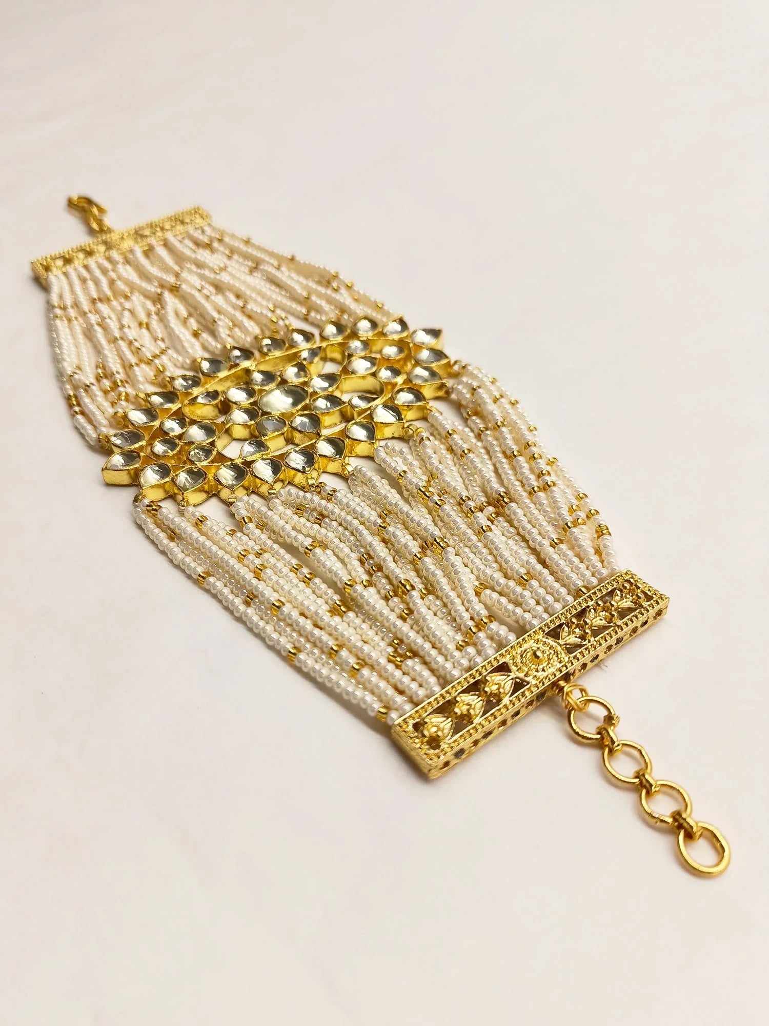 Geena Pachi Kundan Pearl Bracelet