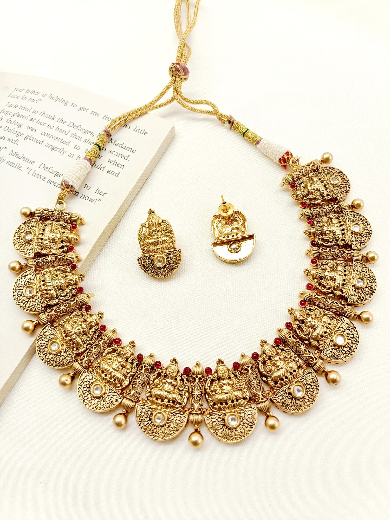 Ghazal Plain Antique Temple Necklace Set - qivii