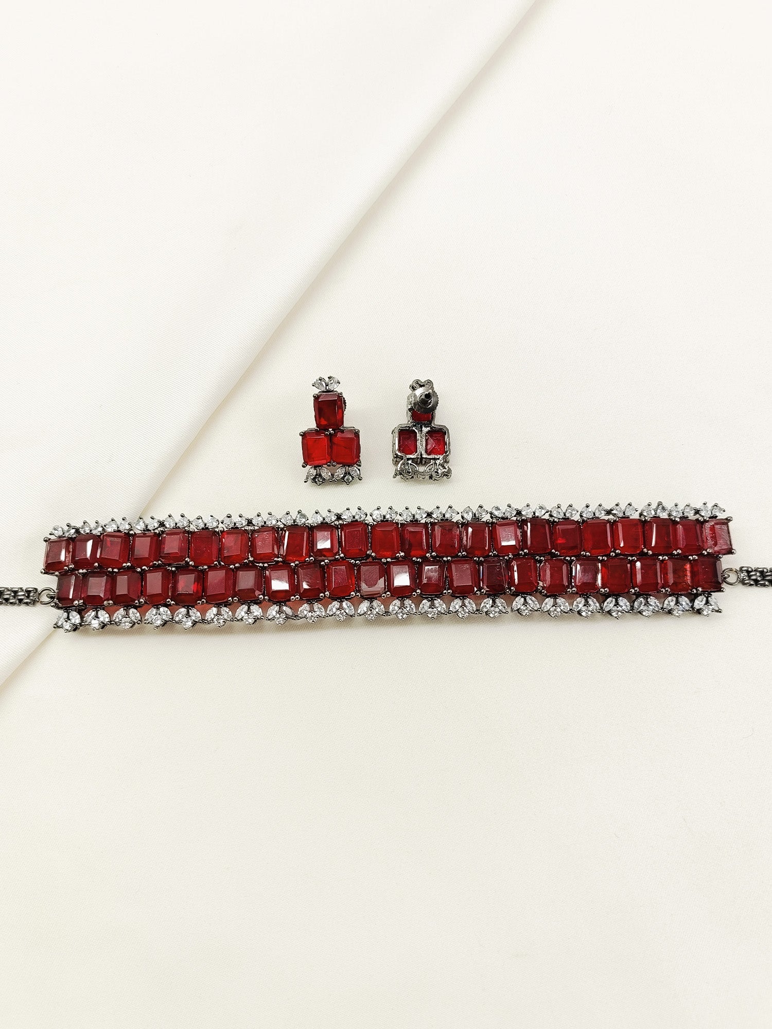 Indra Maroon Victorian Choker Set