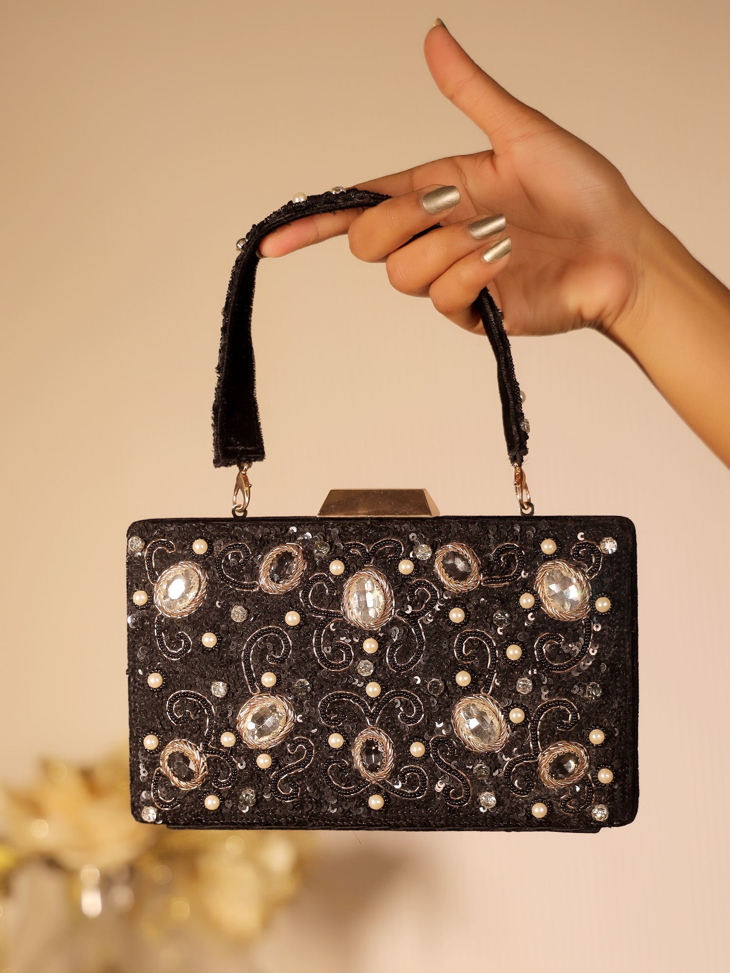 Asmal Black Evening Clutch - qivii