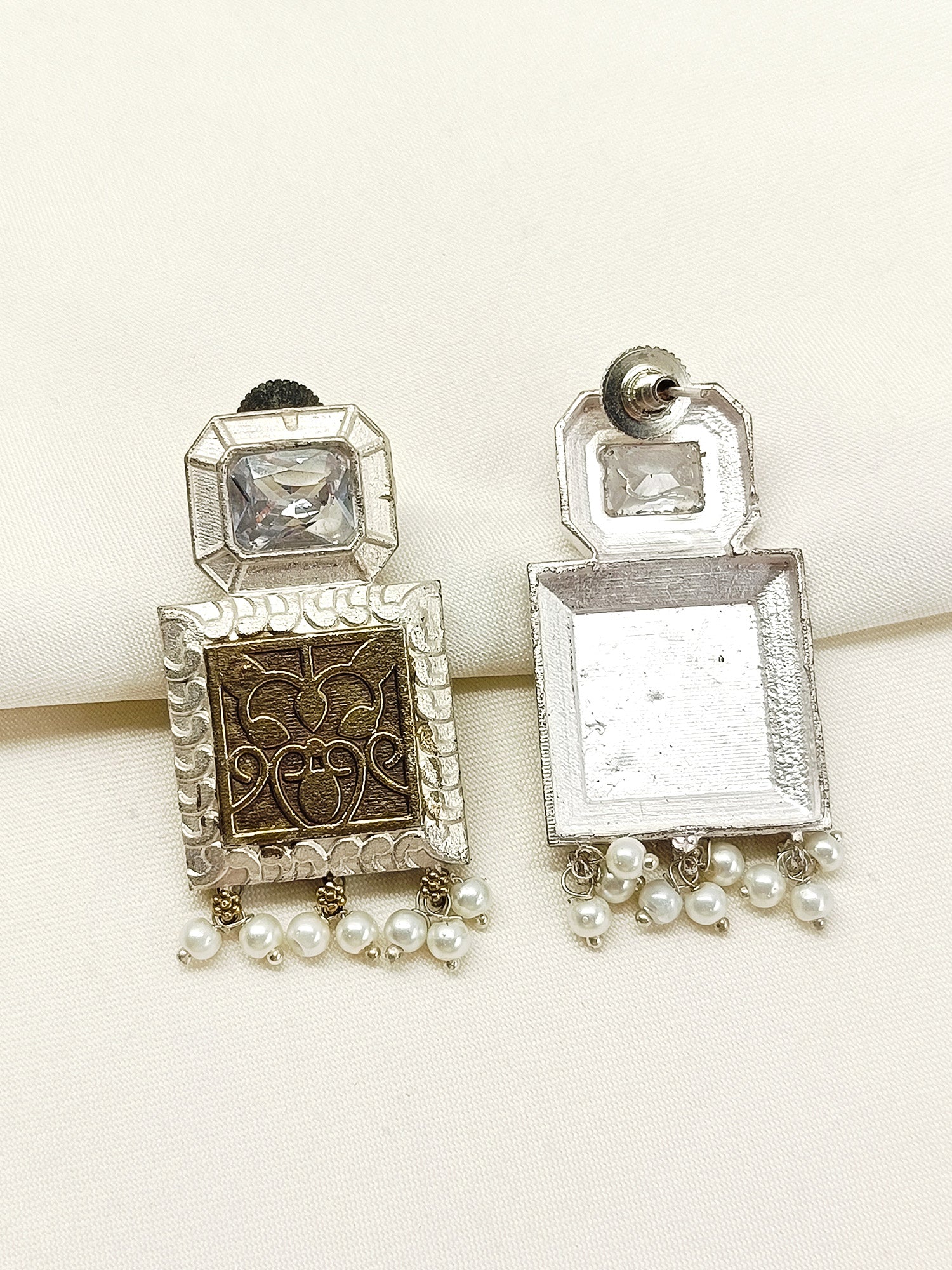 Banasmita White Oxidized Earring