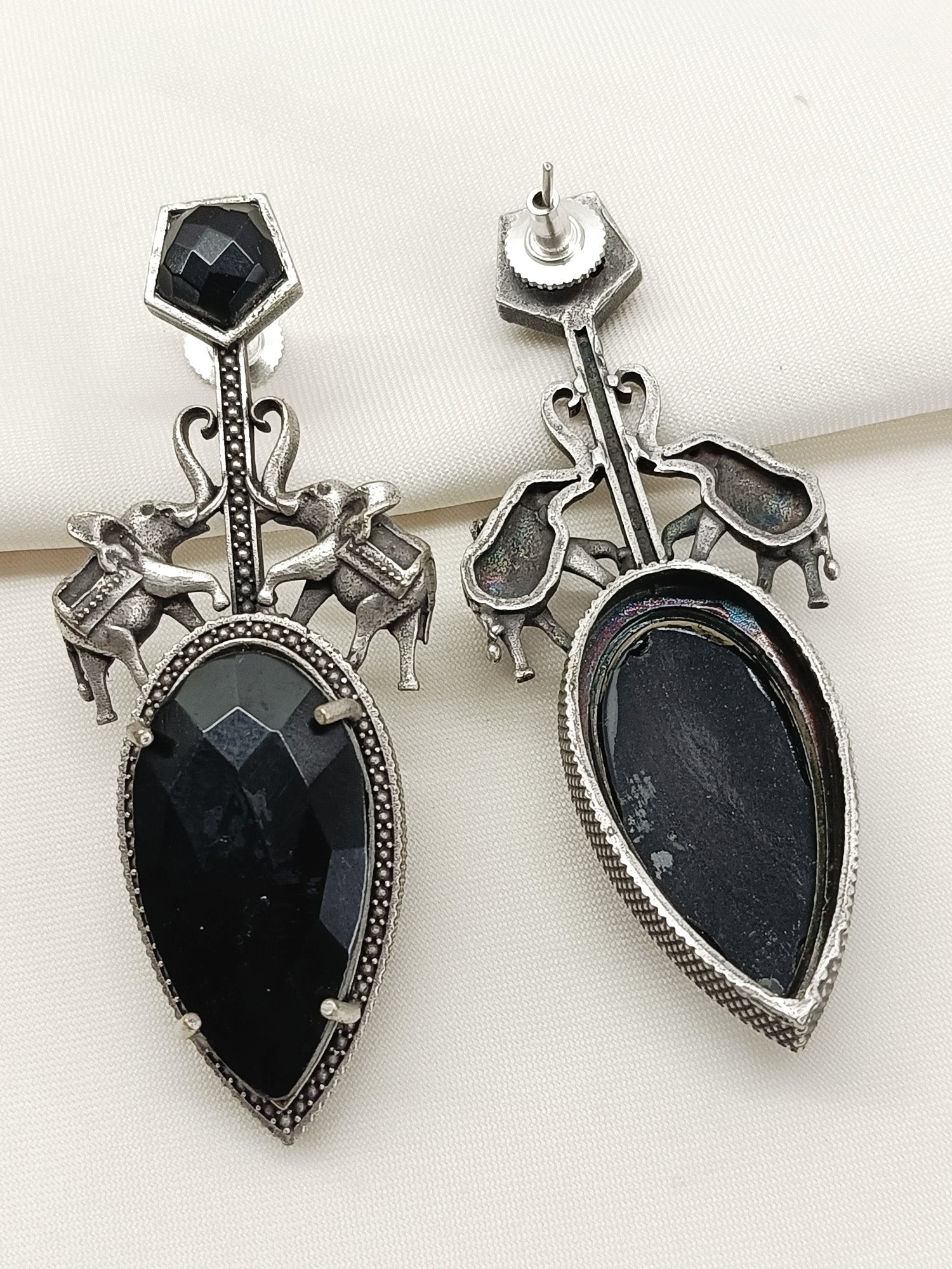 Wamil Black Oxidized Earring