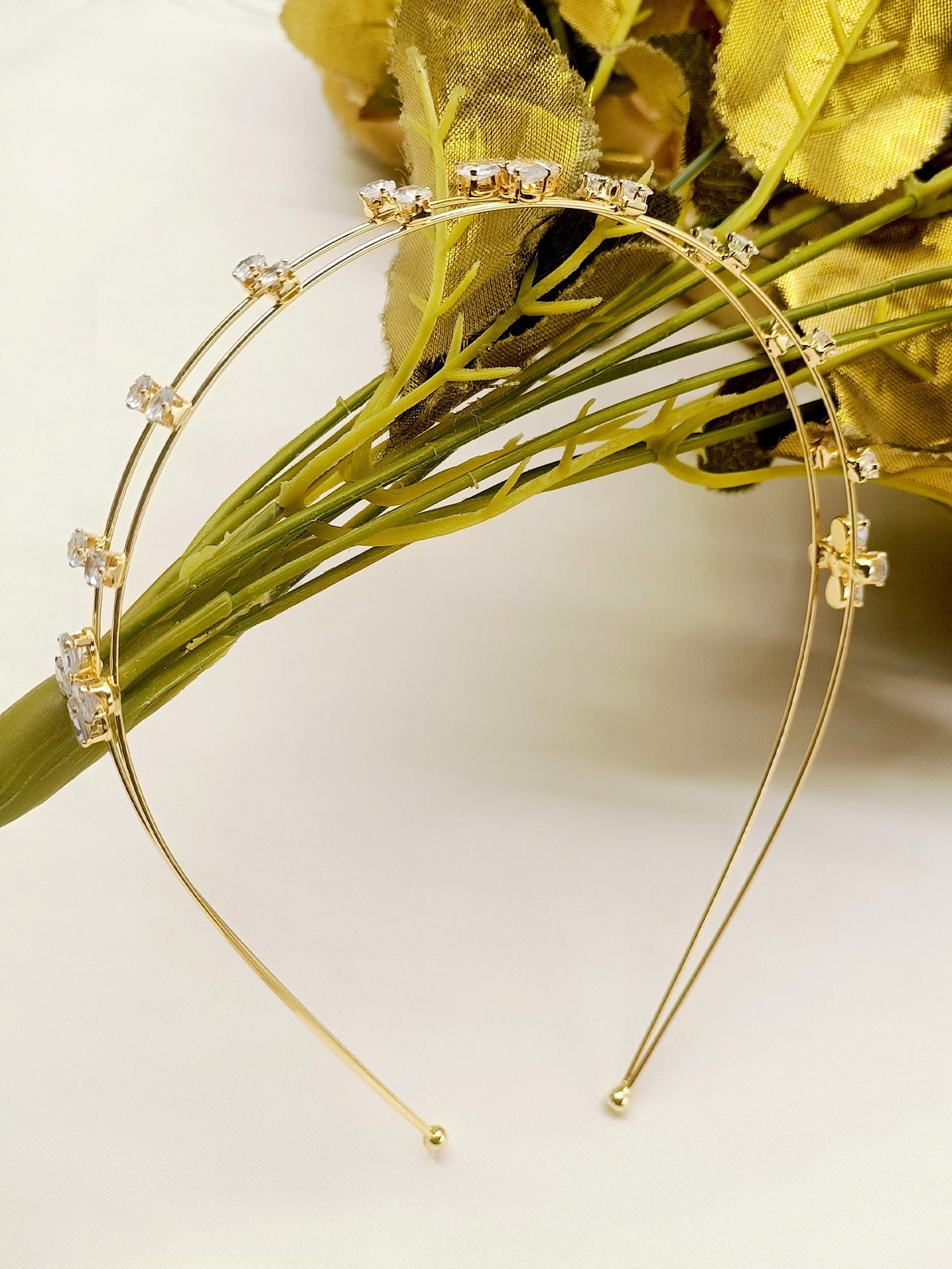 Aanisha American Diamond Hair Band - qivii