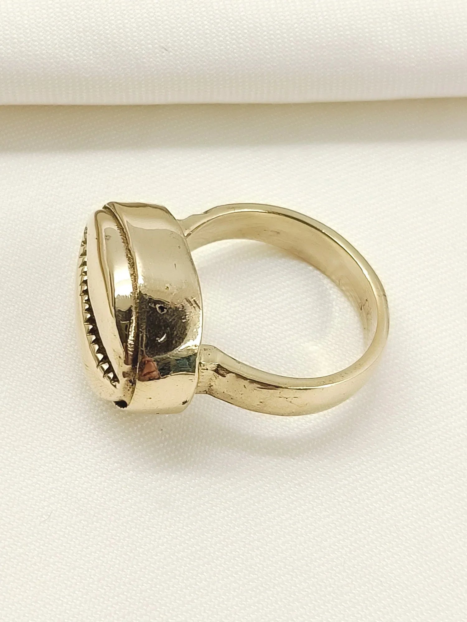Seema Golden Western Finger Ring