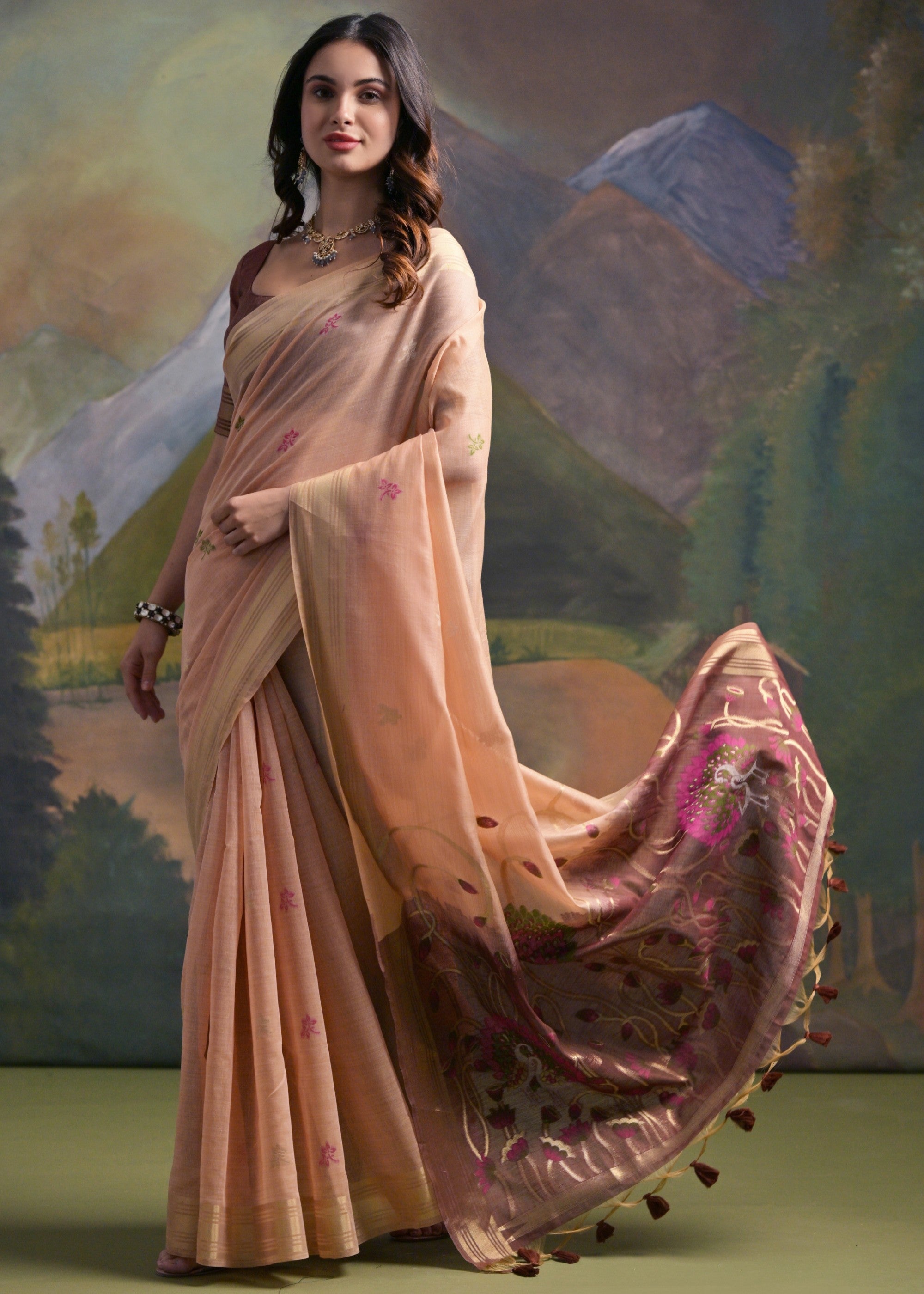 Peach Thread Woven Cotton Saree With Contrast Blouse And Pallu - qivii