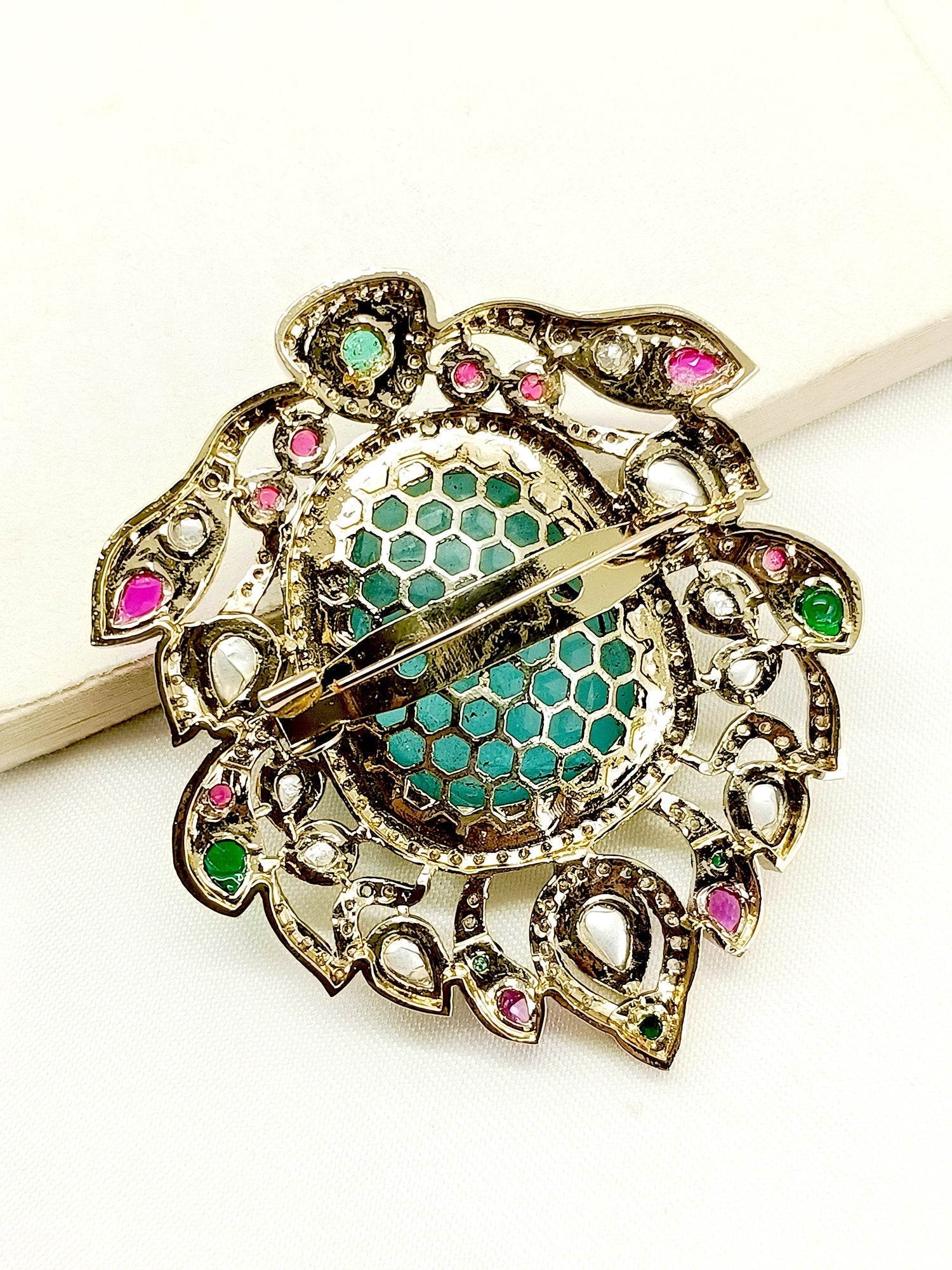 Nakul Mint Green Men's Brooch - qivii