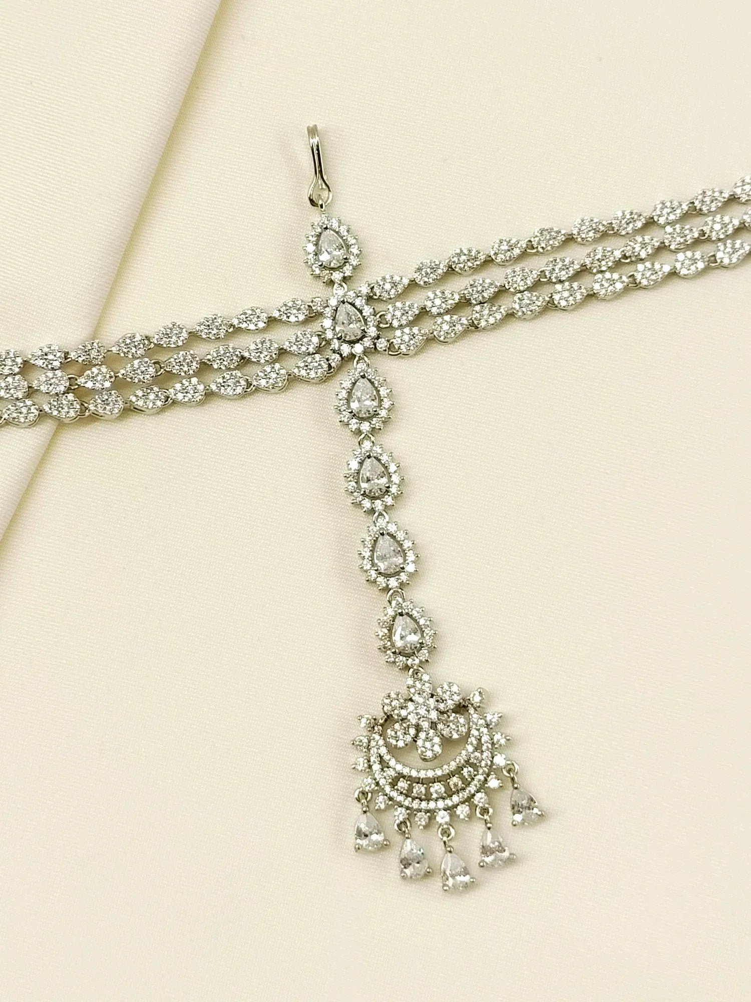 Tanushikha White American Diamond Sheeshphool