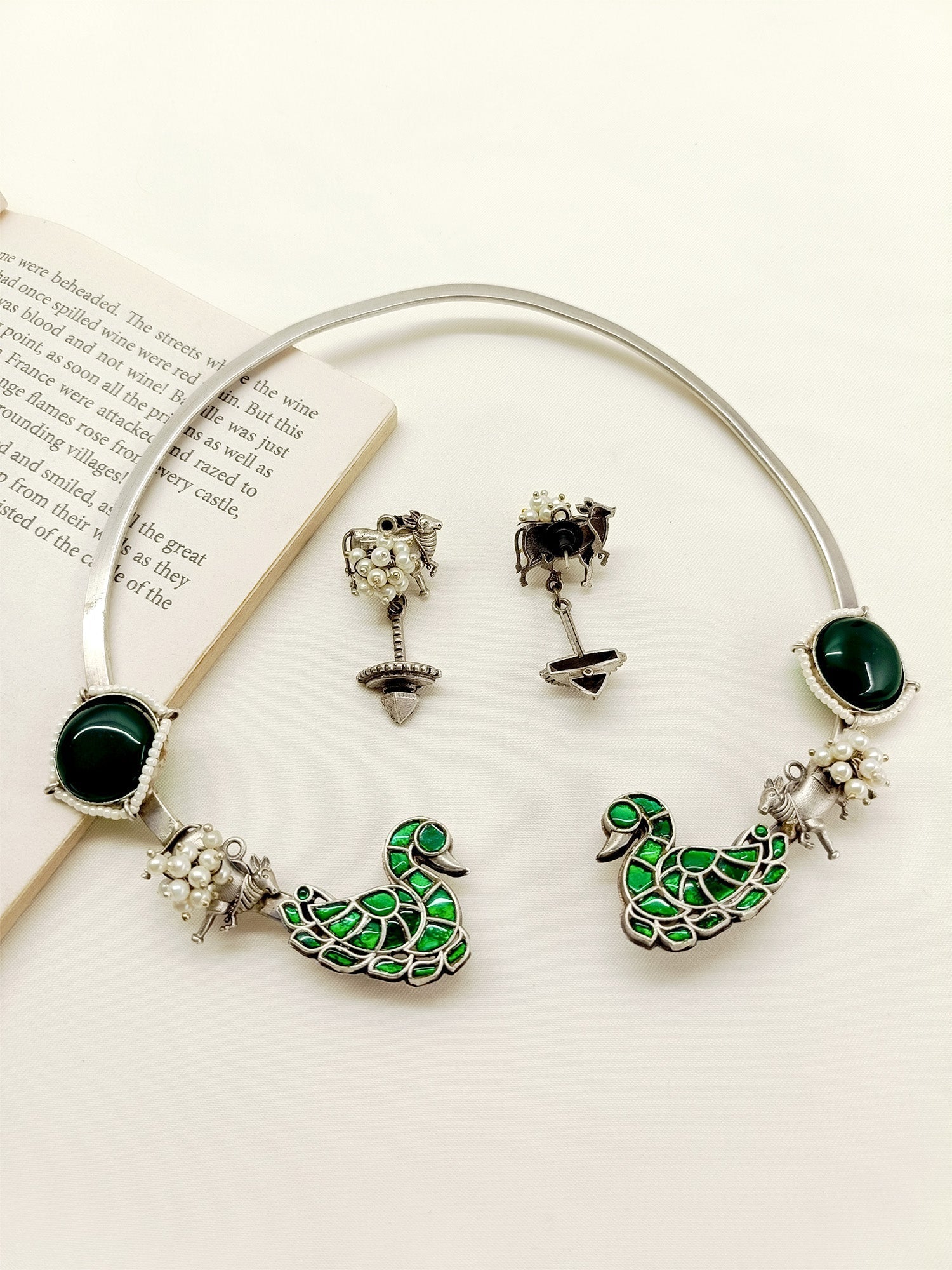 Shiloh Green Peacock Oxidized Hasli Style Necklace Set - qivii