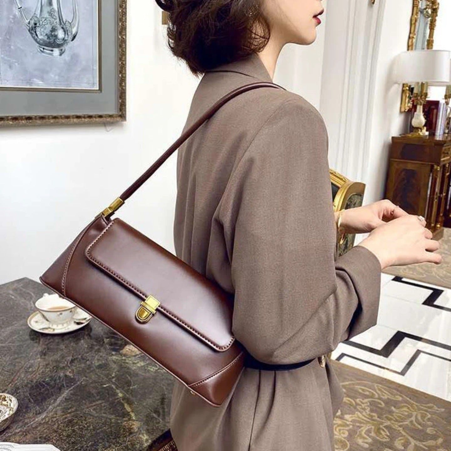 Women's Parisian Baguette Satchel – Vintage Underarm Bag with Convertible Strap & Timeless Textured Leather