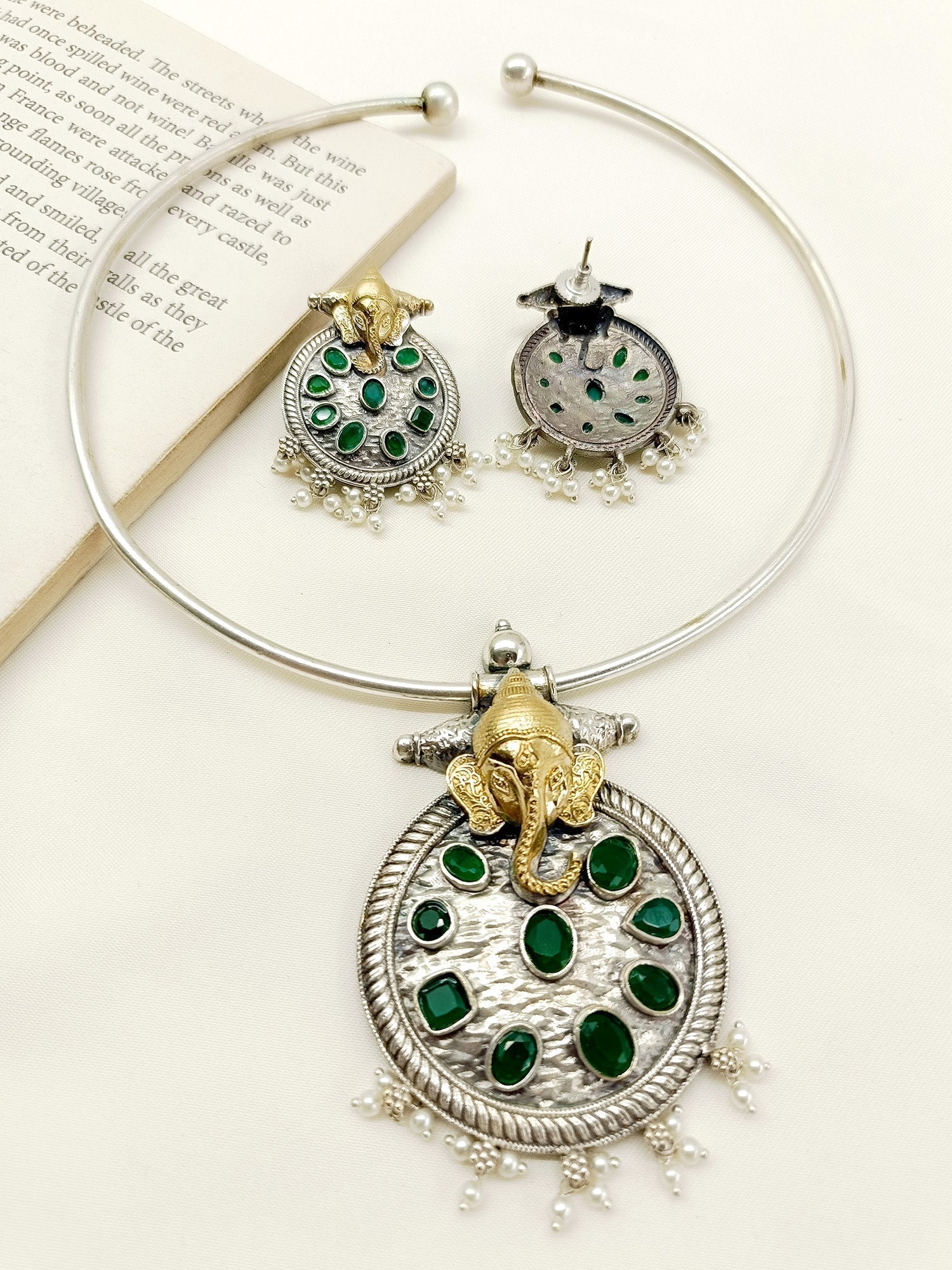 Namrata Green Ganesh Ji Oxidized Hasli Style Necklace Set - qivii