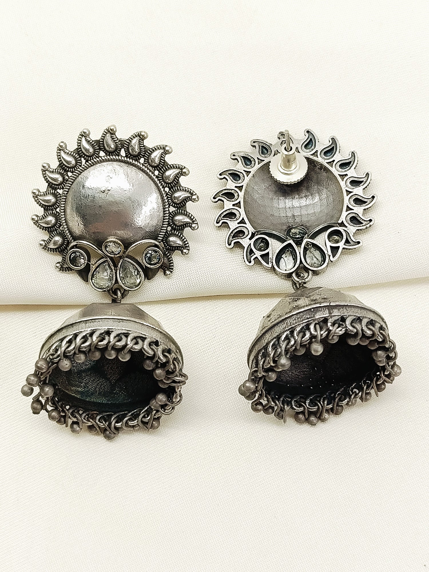 Akshi White Oxidized Jhumki