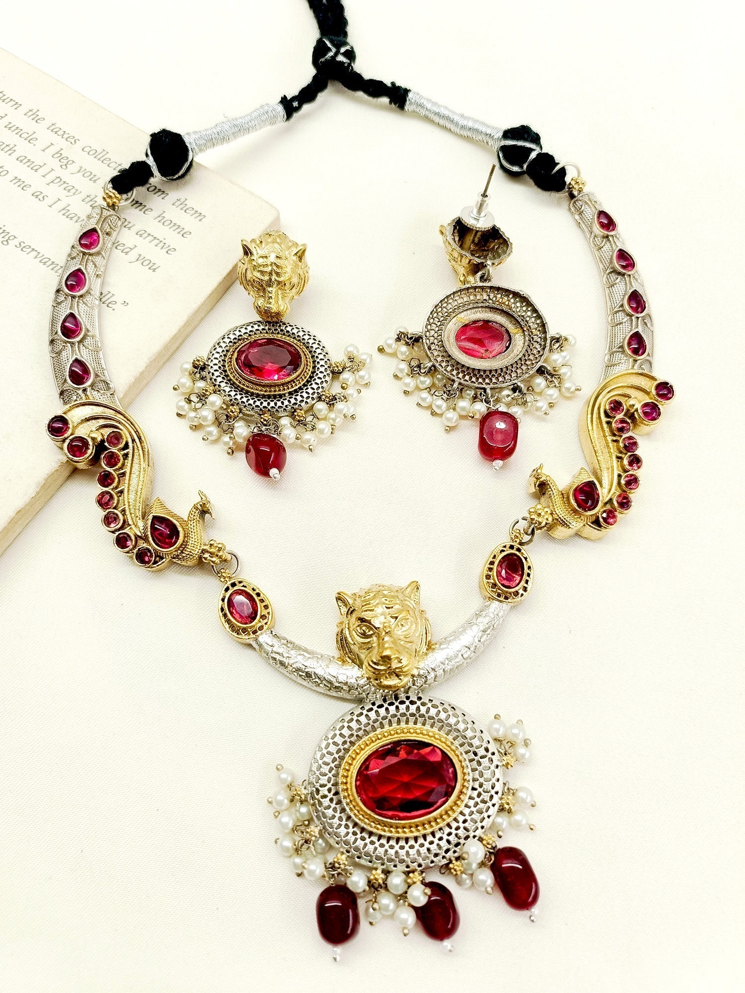 Aakhya Maroon Oxidized Necklace Set - qivii