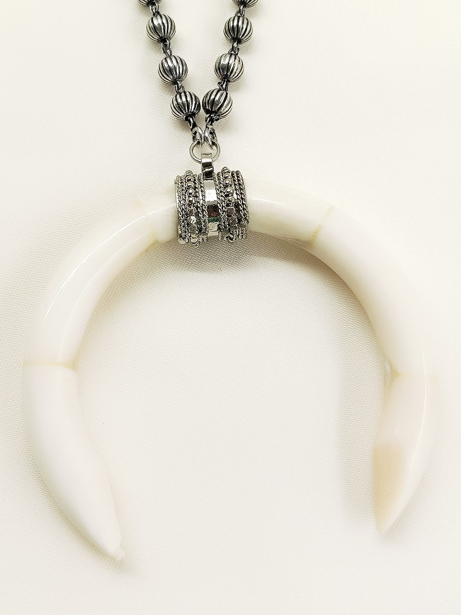 Mackenzie White Bone Neckpiece