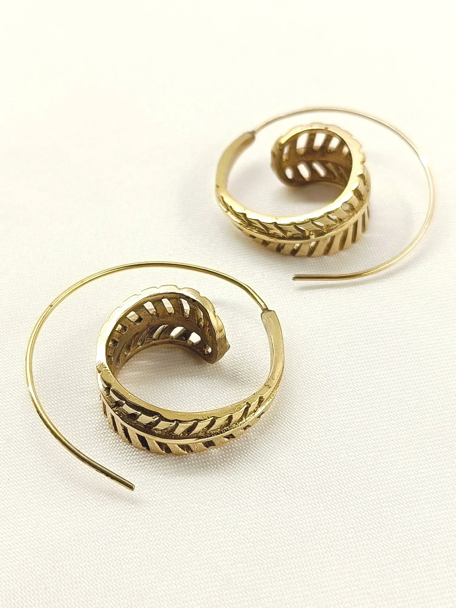 Rukhsaar Golden Western Earrings