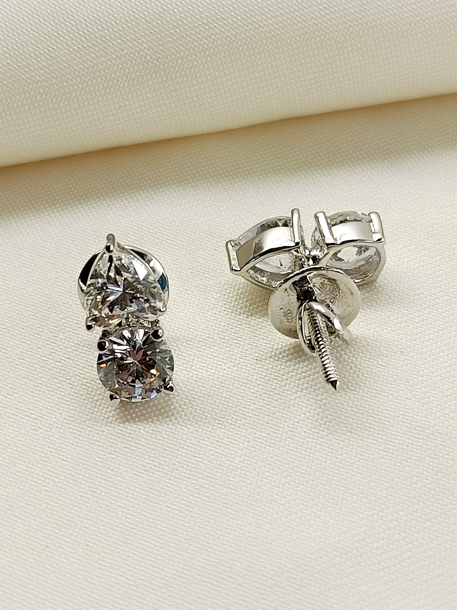 Vedu 92.5 Silver Swarovski Stone Tops - qivii