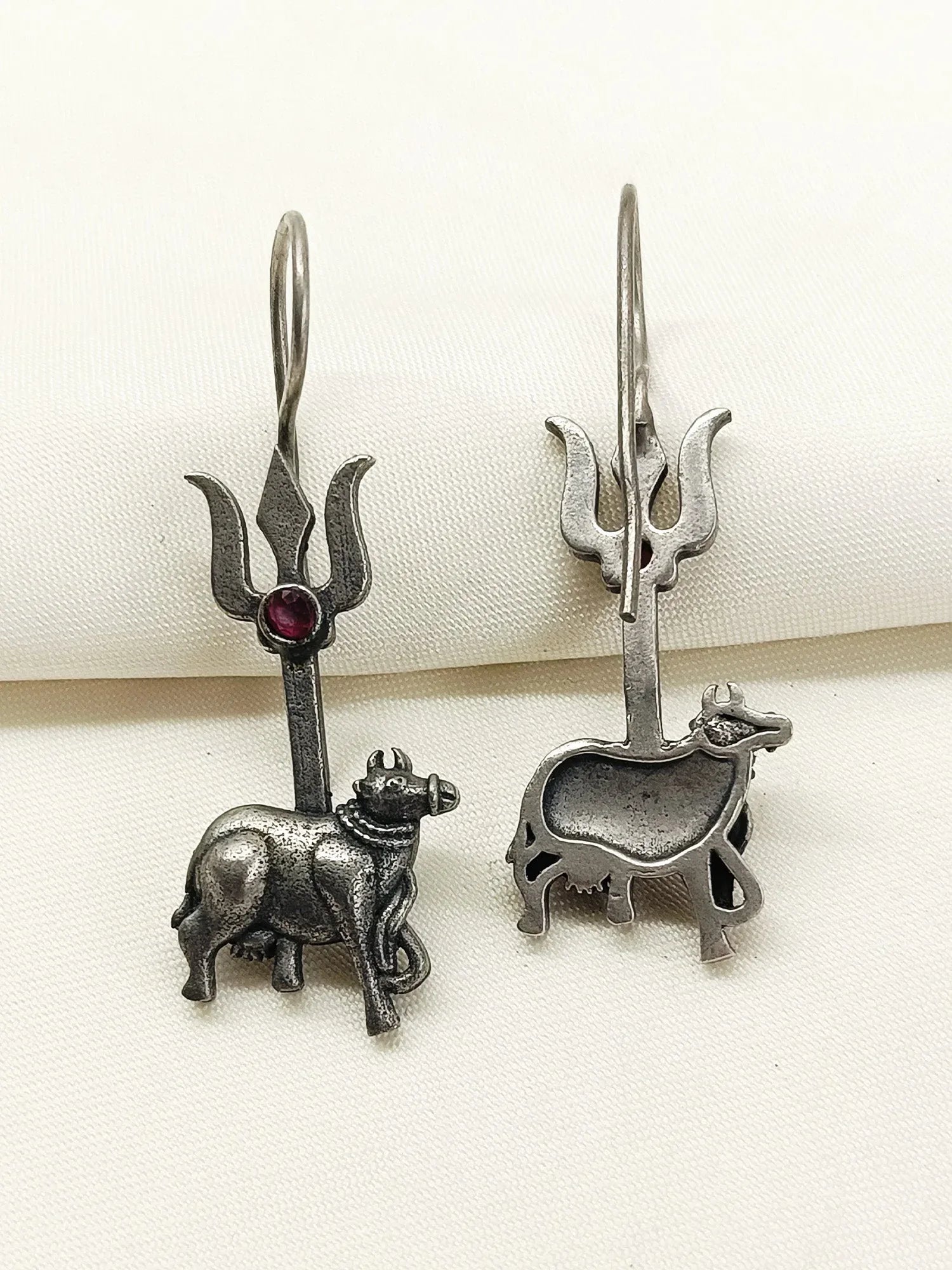 Divija Ruby Oxidized Earring