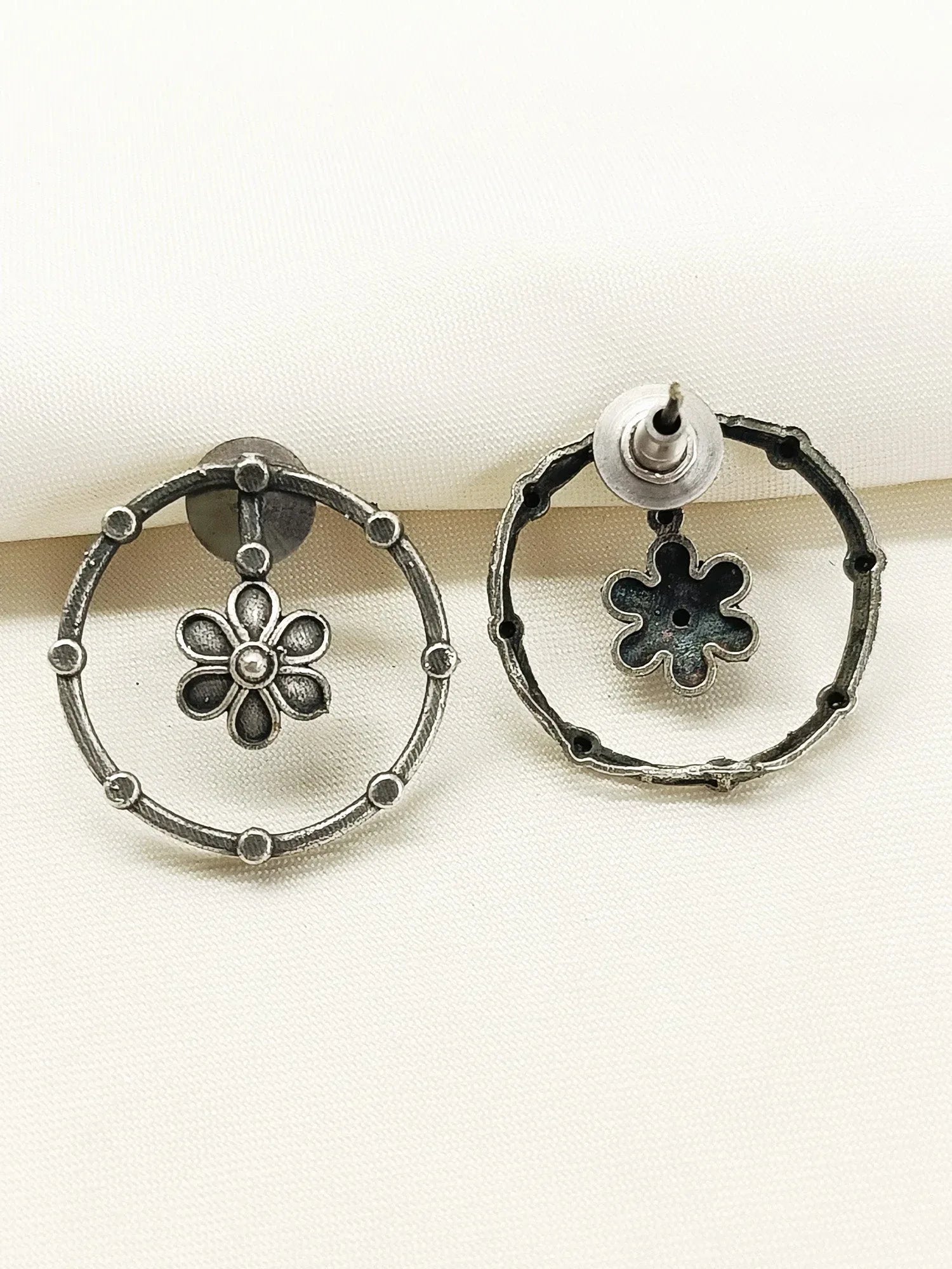 Jarapaha Plain Oxidized Tops