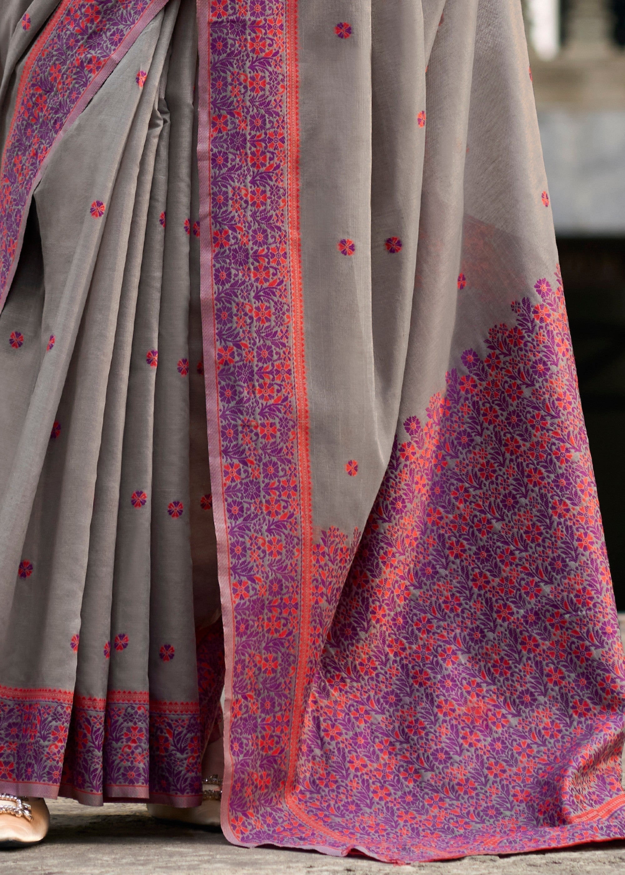 Pebble Grey Soft Linen Cotton Silk Saree - qivii