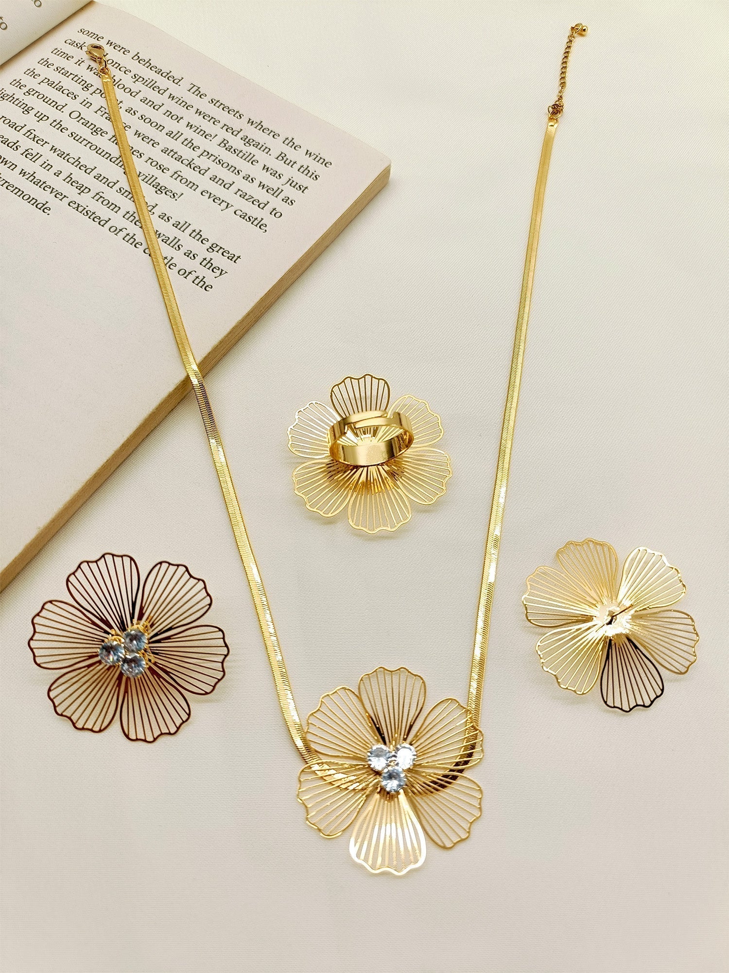 Jera White Western Necklace Set - qivii