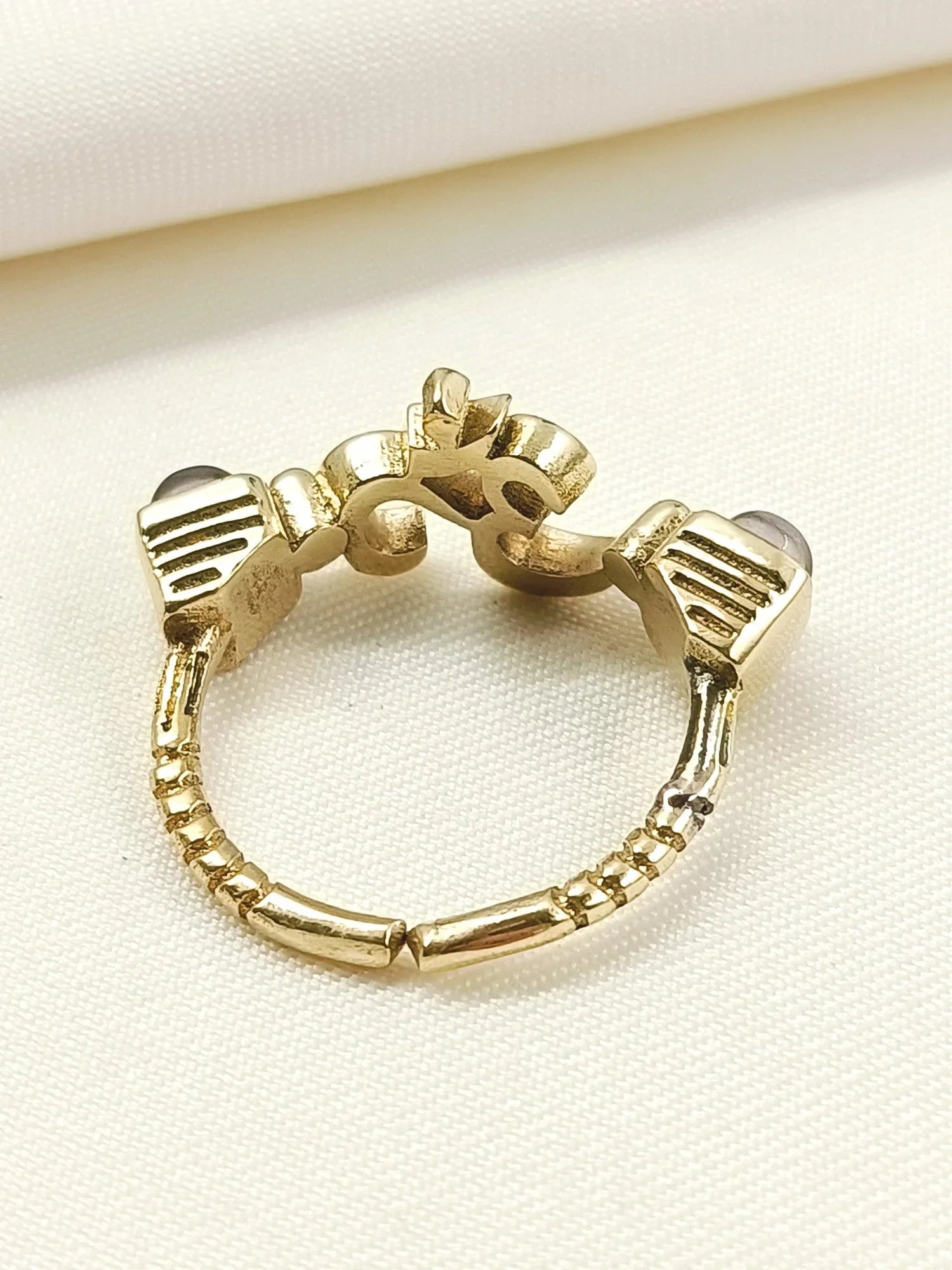 Kasavi Brown Western Finger Ring