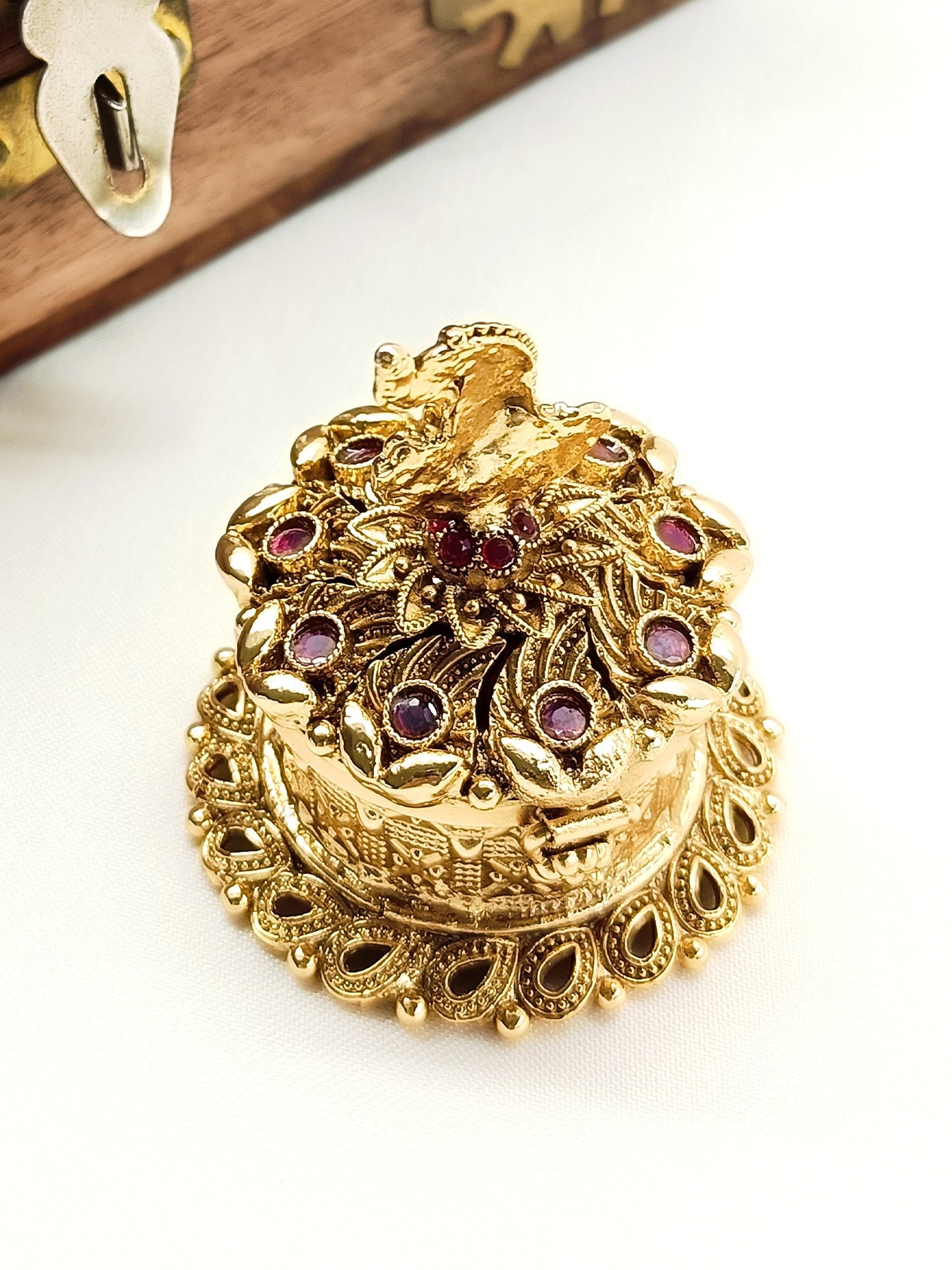 Pavitra Ruby Antique Temple Sindoor Dibbi - qivii