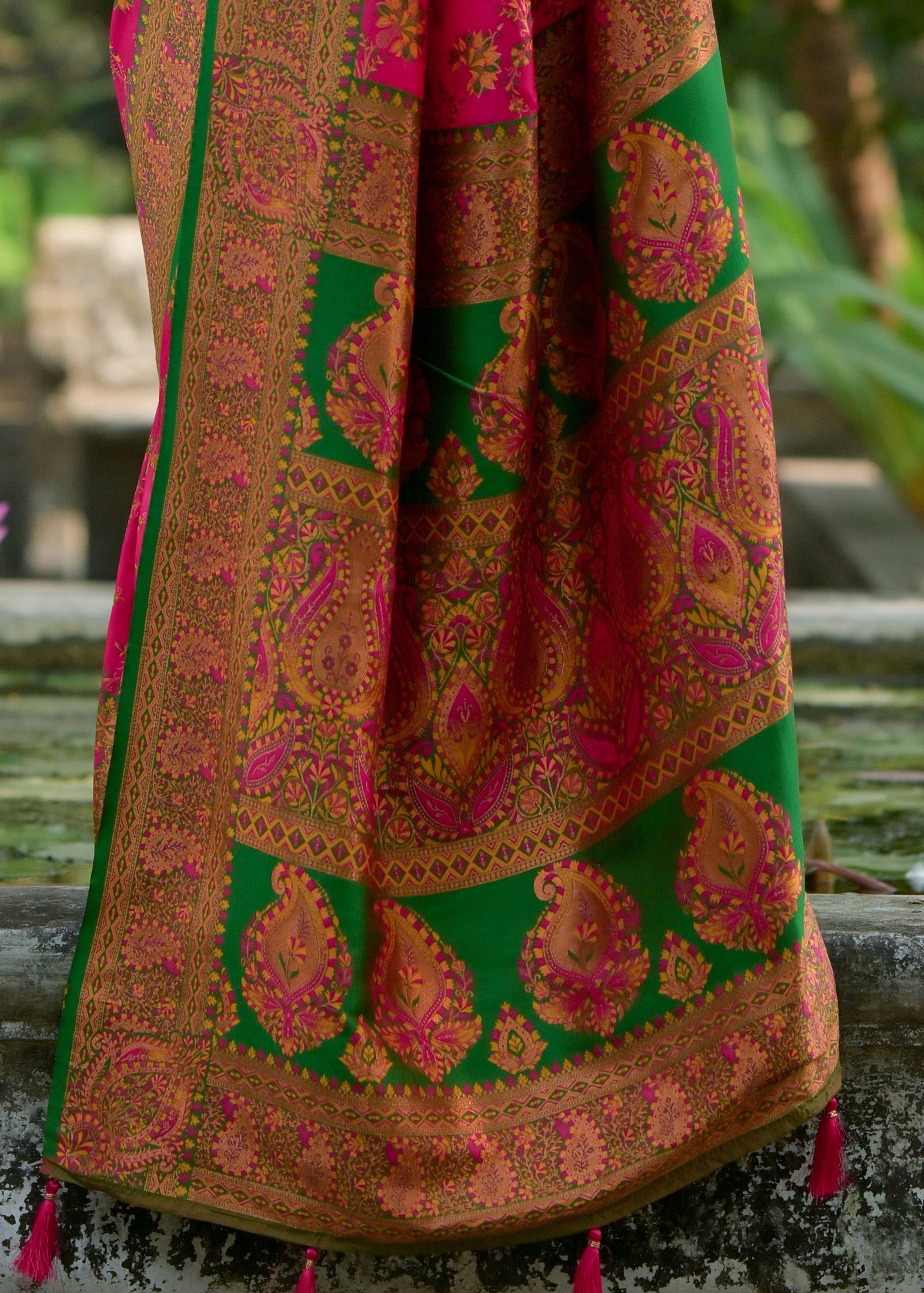 French Pink Thread Woven Pashmina Silk Saree With Heavy Thread Woven Pallu - qivii