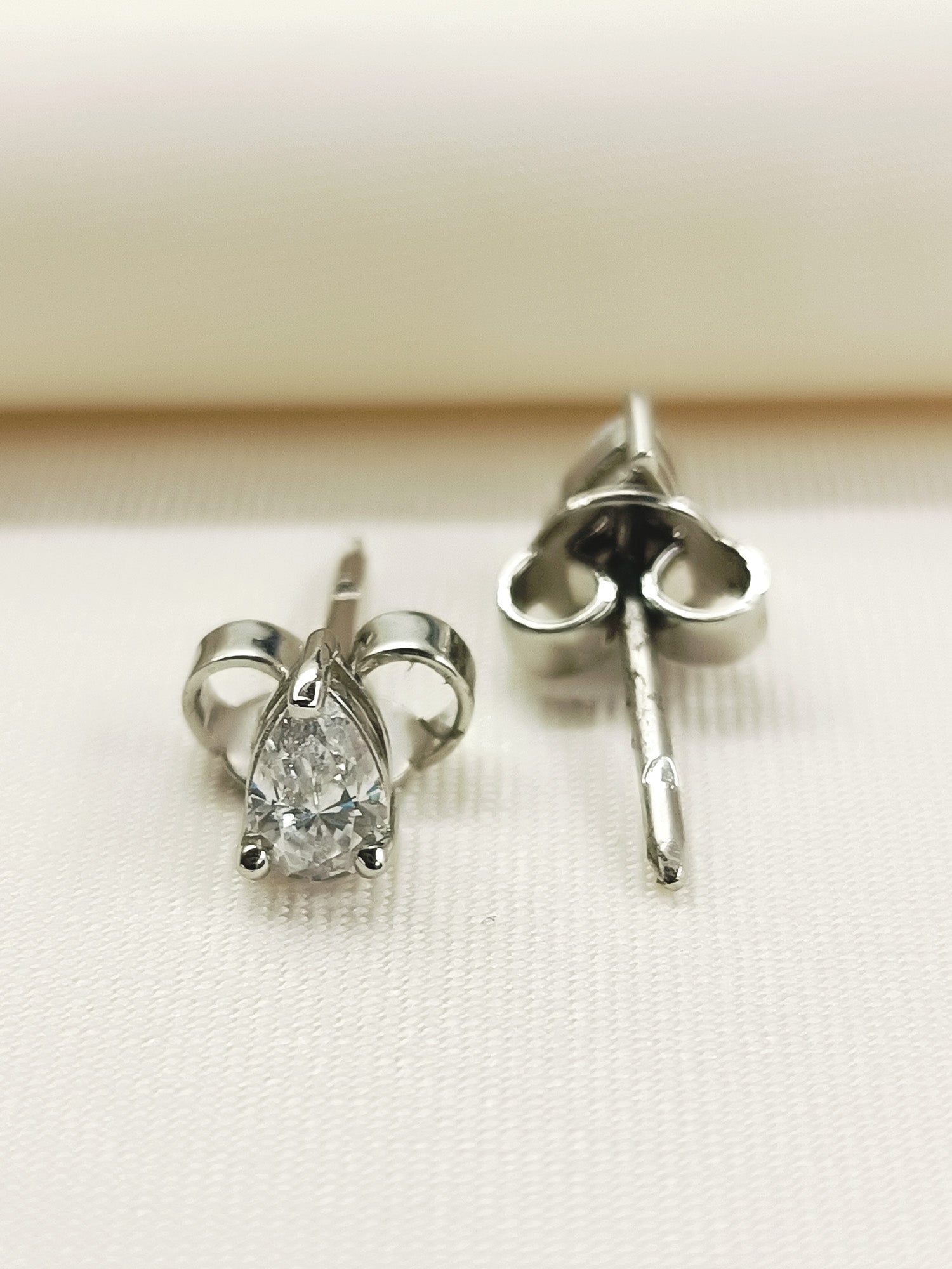 Mriga 92.5 Silver Swarovski Stone Tops - qivii