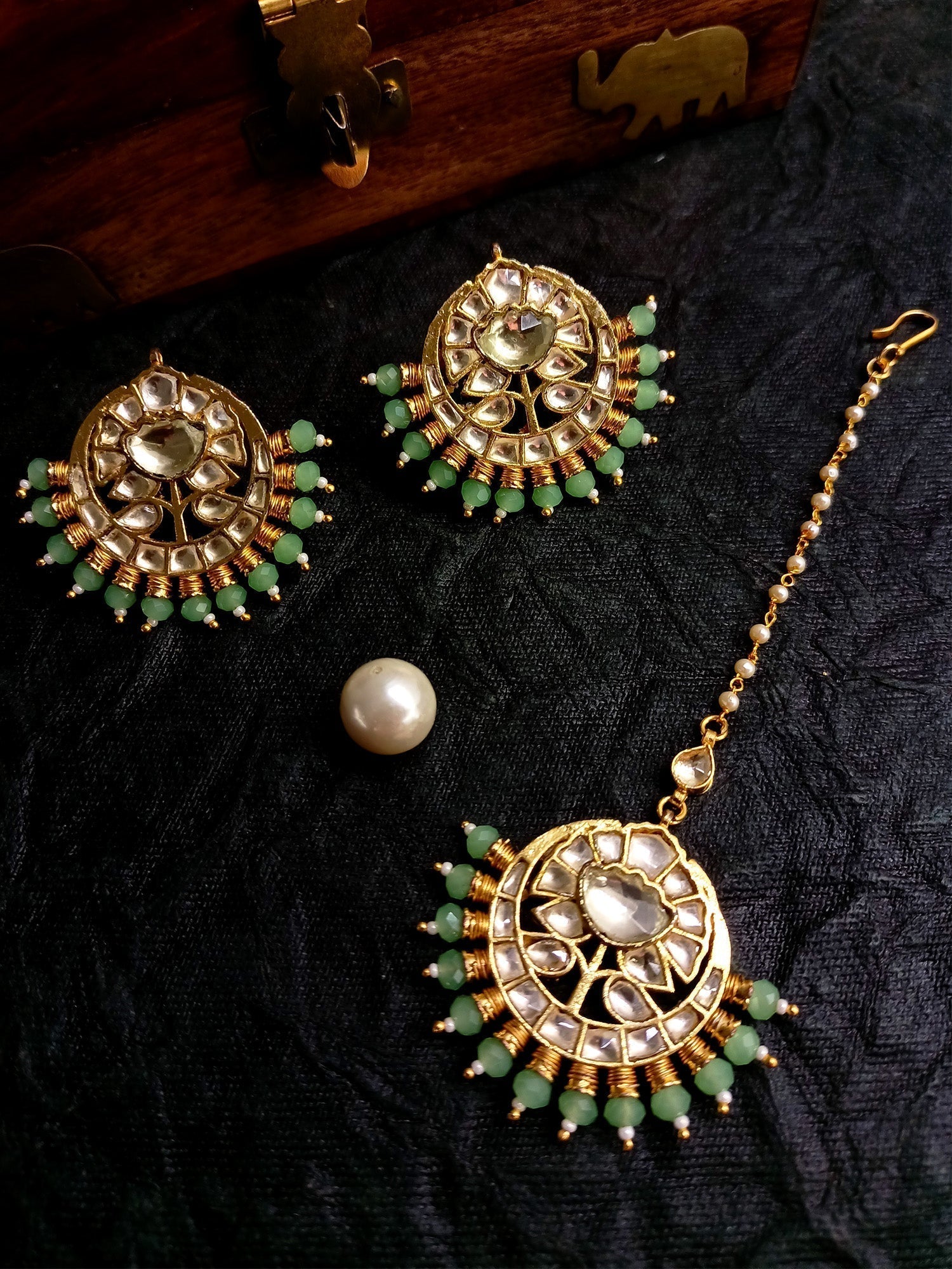 Chameli Kundan Stud With Teeka - qivii