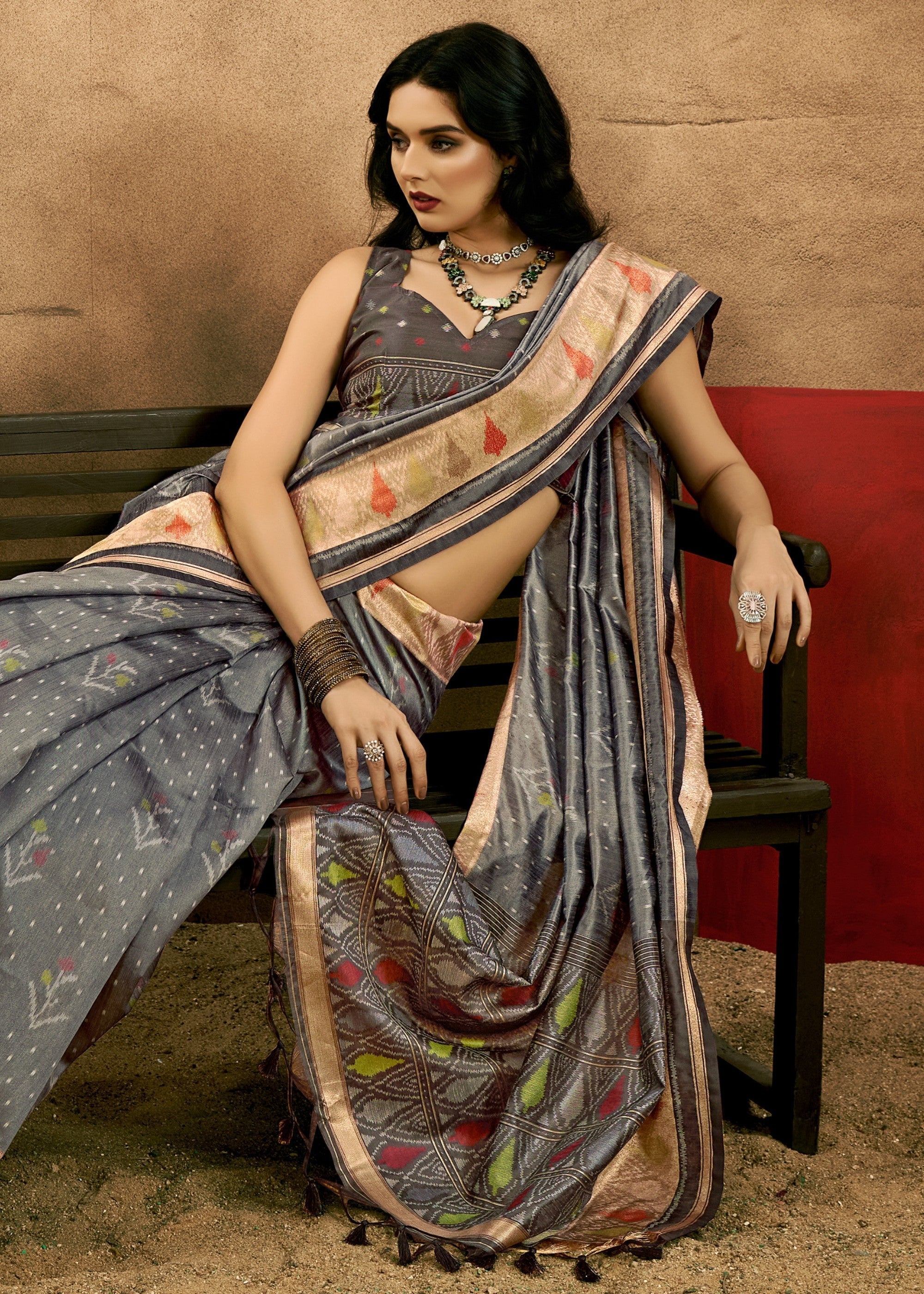 Grey Patola Handloom Weaving Silk Saree - qivii