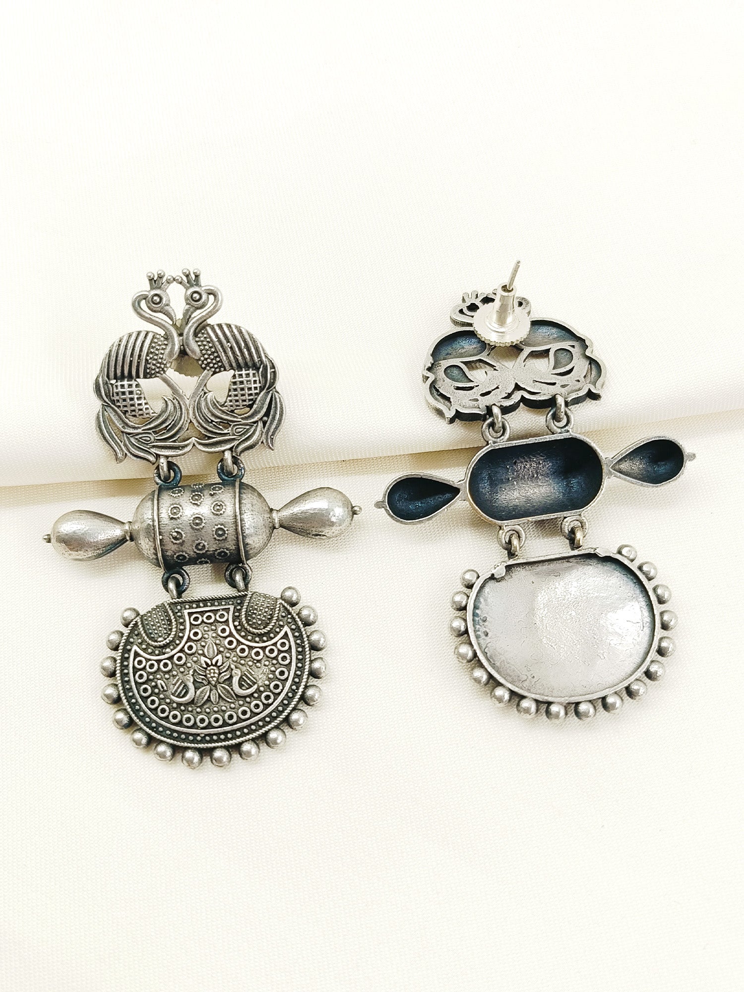 Dhrishti Plain Oxidized Earring