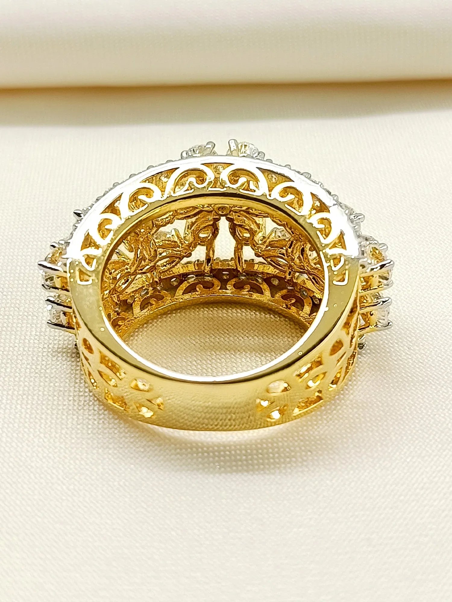Raita 92.5 Silver Swarovski Stone Finger Ring
