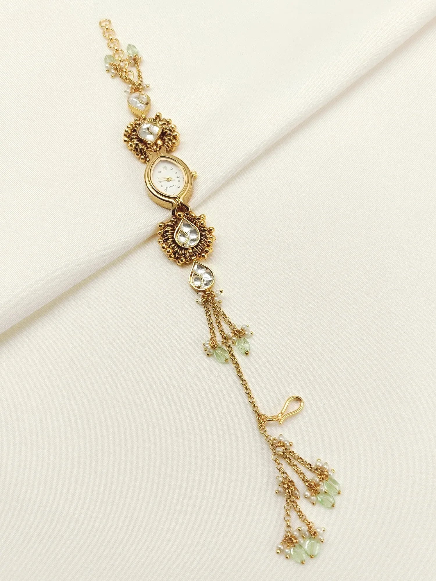 Dhervi's Paachi Kundan Watch