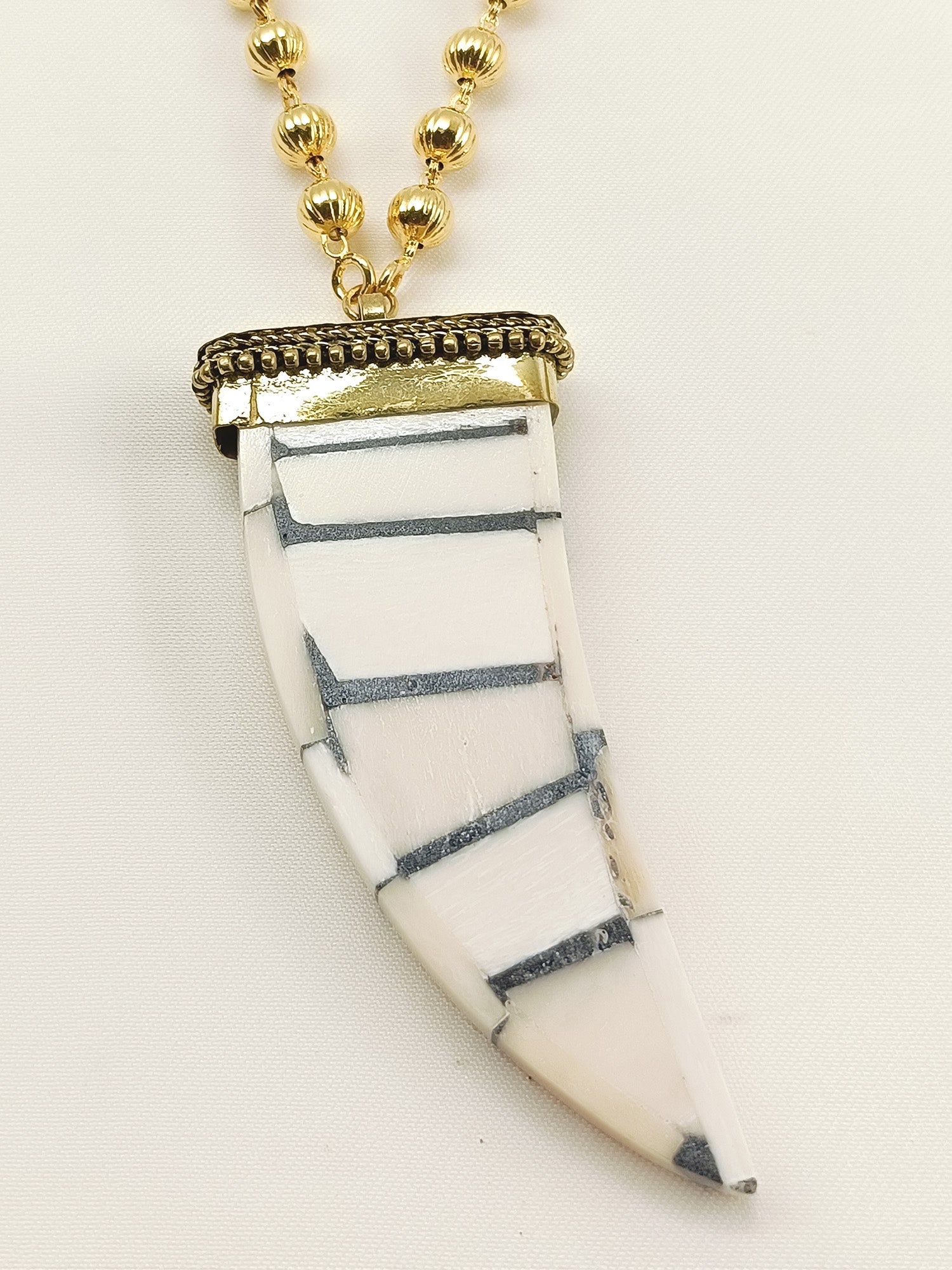 Somerset White Bone Neckpiece