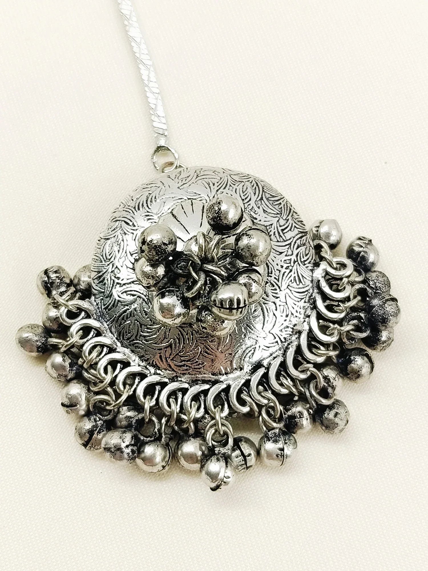 Gowri Plain Oxidized Maangteeka