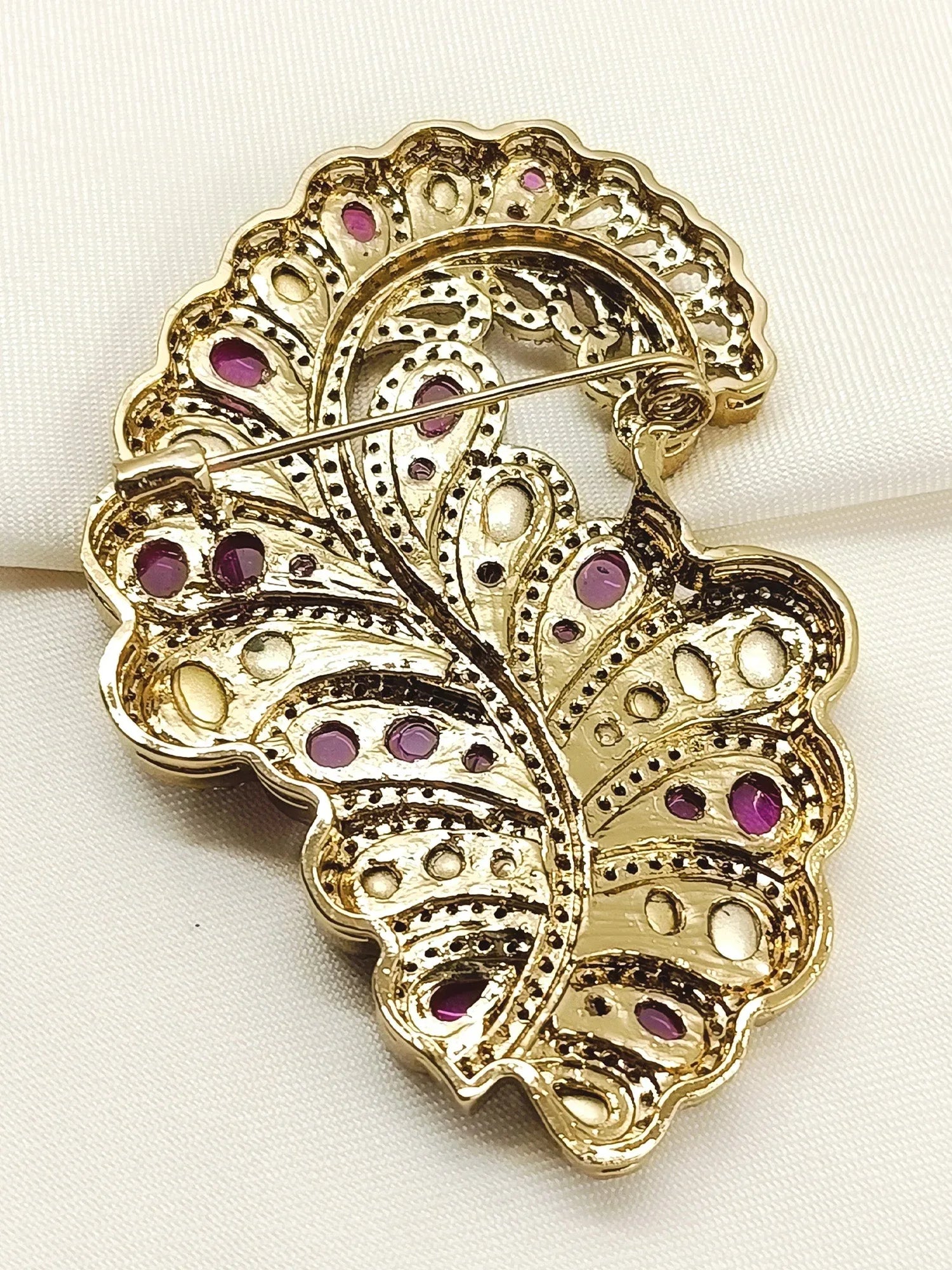 Sarvesh Ruby Men's Brooch