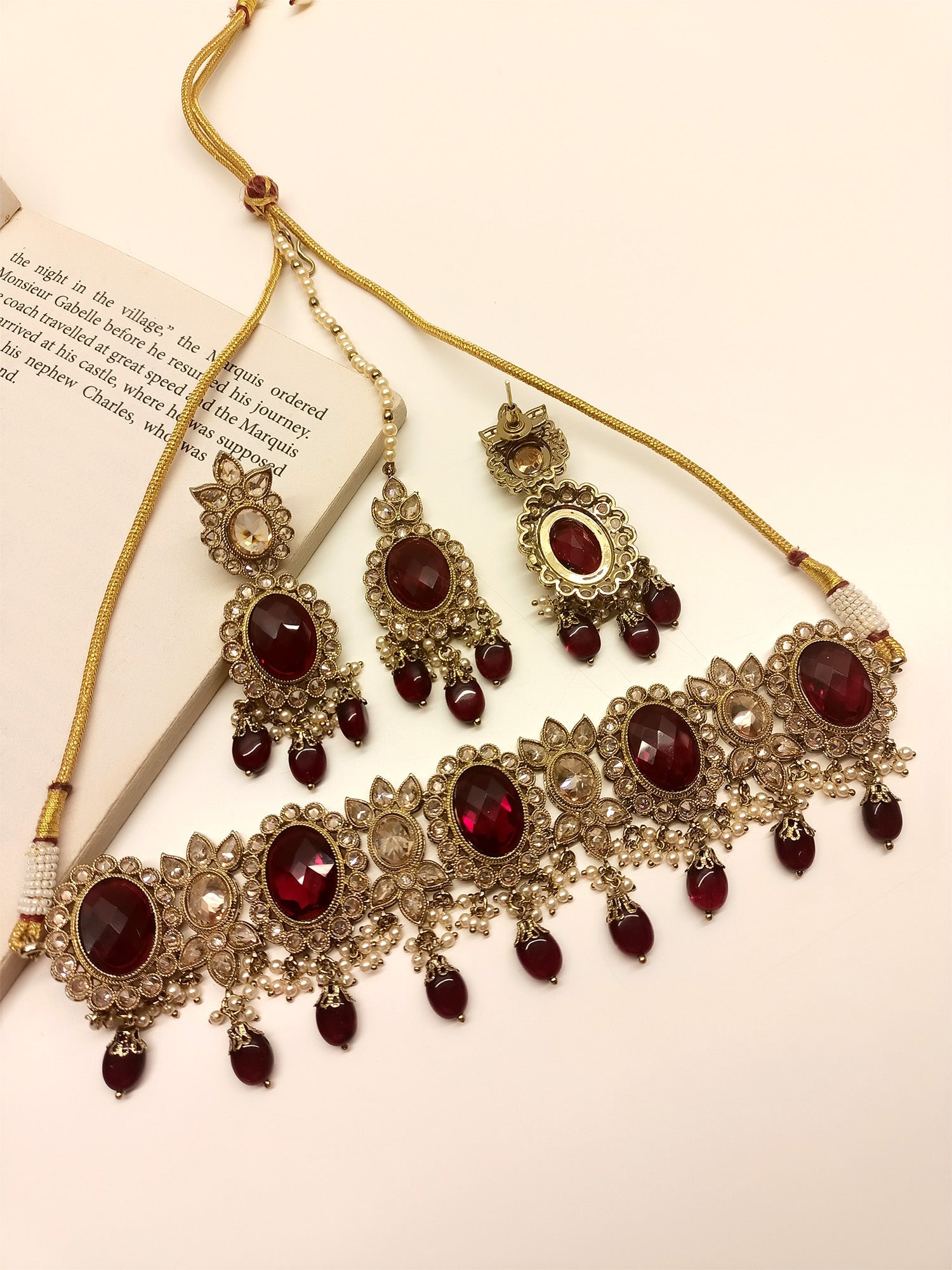 Aadhya Maroon Polki Choker Set - qivii