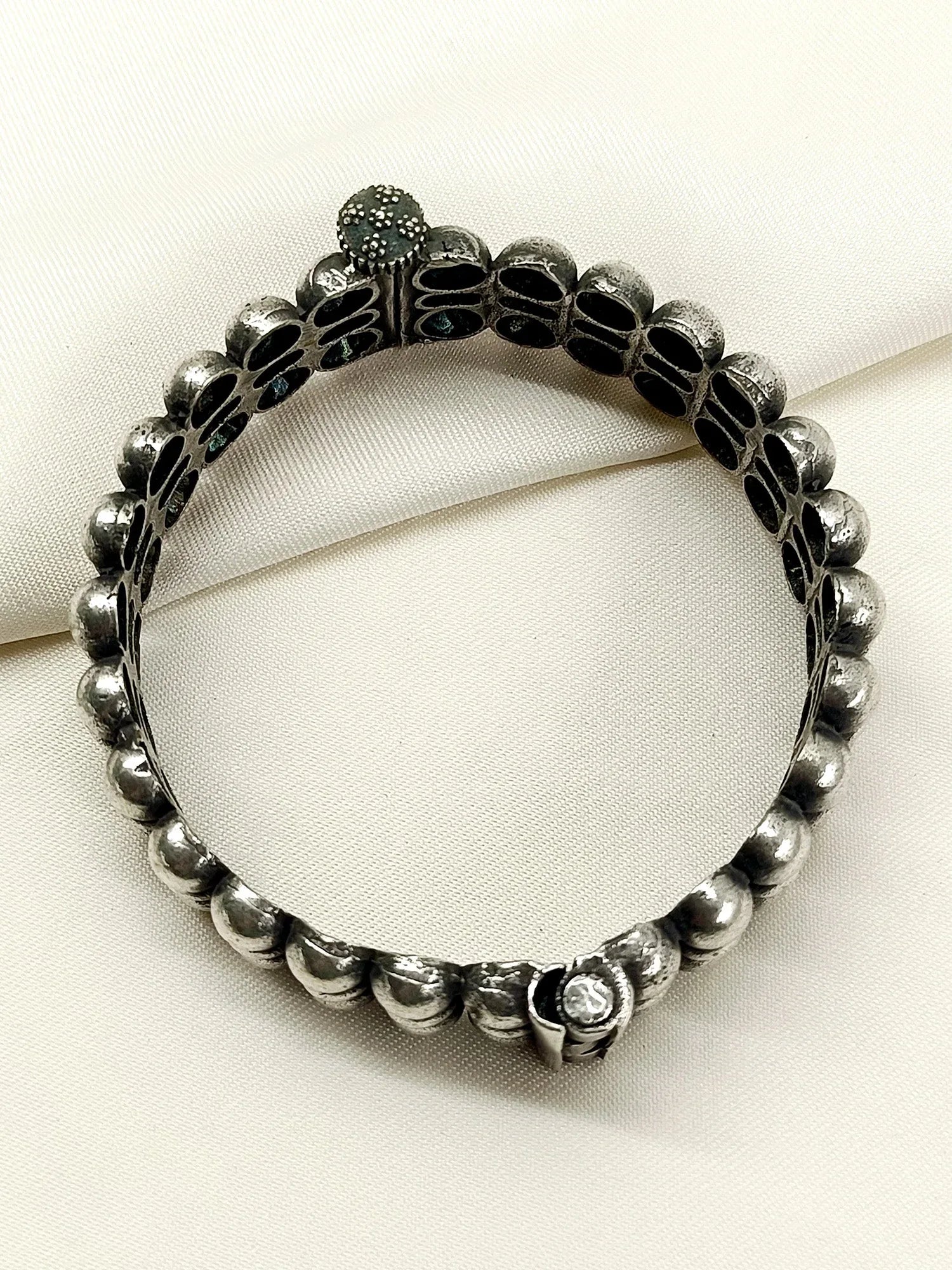 Brisa Plain Oxidized Kada