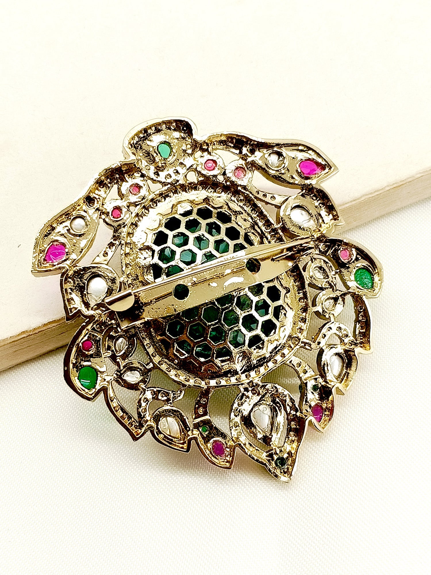 Naksh Green Men's Brooch